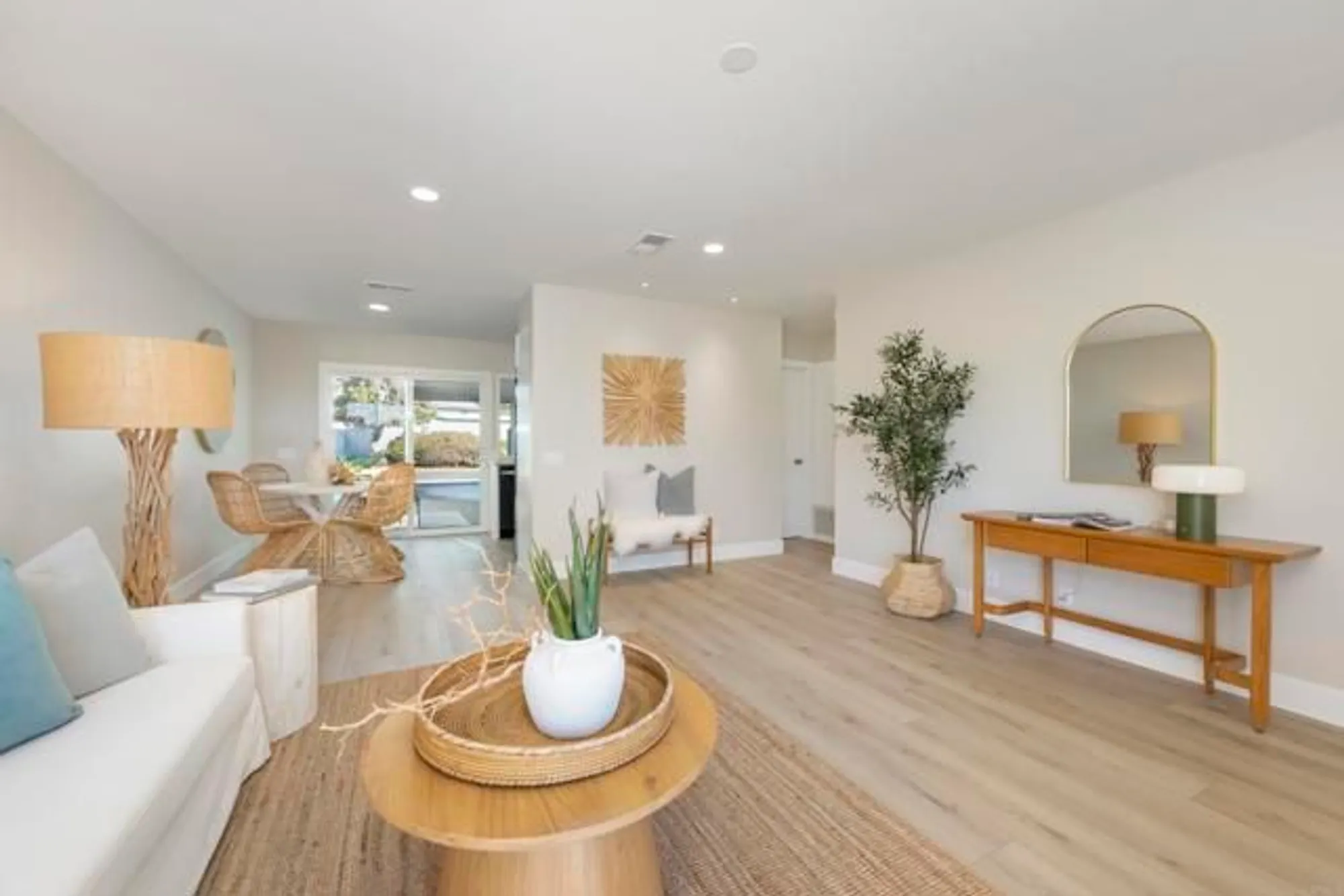 Property Slideshow image 7 of 31 | 3839 vista campana 72, Oceanside, CA, 92057