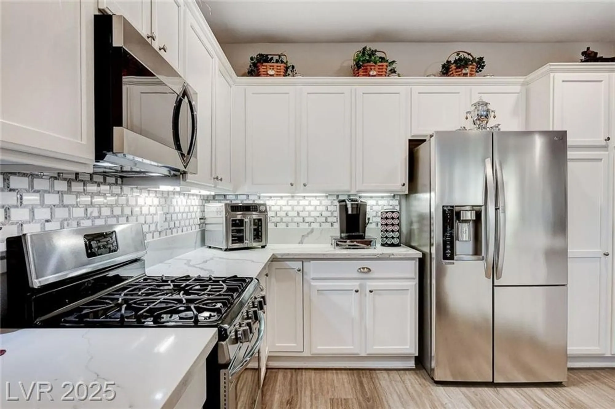 Property Slideshow image 9 of 54 | 10228 riva de destino ave, Las Vegas, NV, 89135