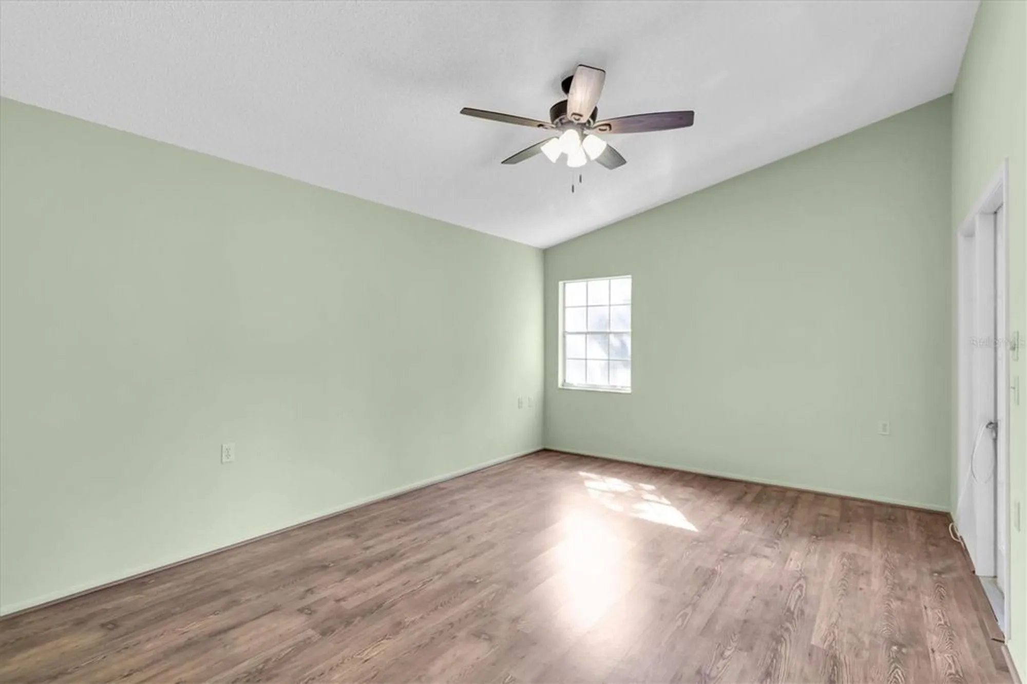 Property Slideshow image 15 of 38 | 4720 sheffield dr # 4720, New Port Richey, FL, 34655