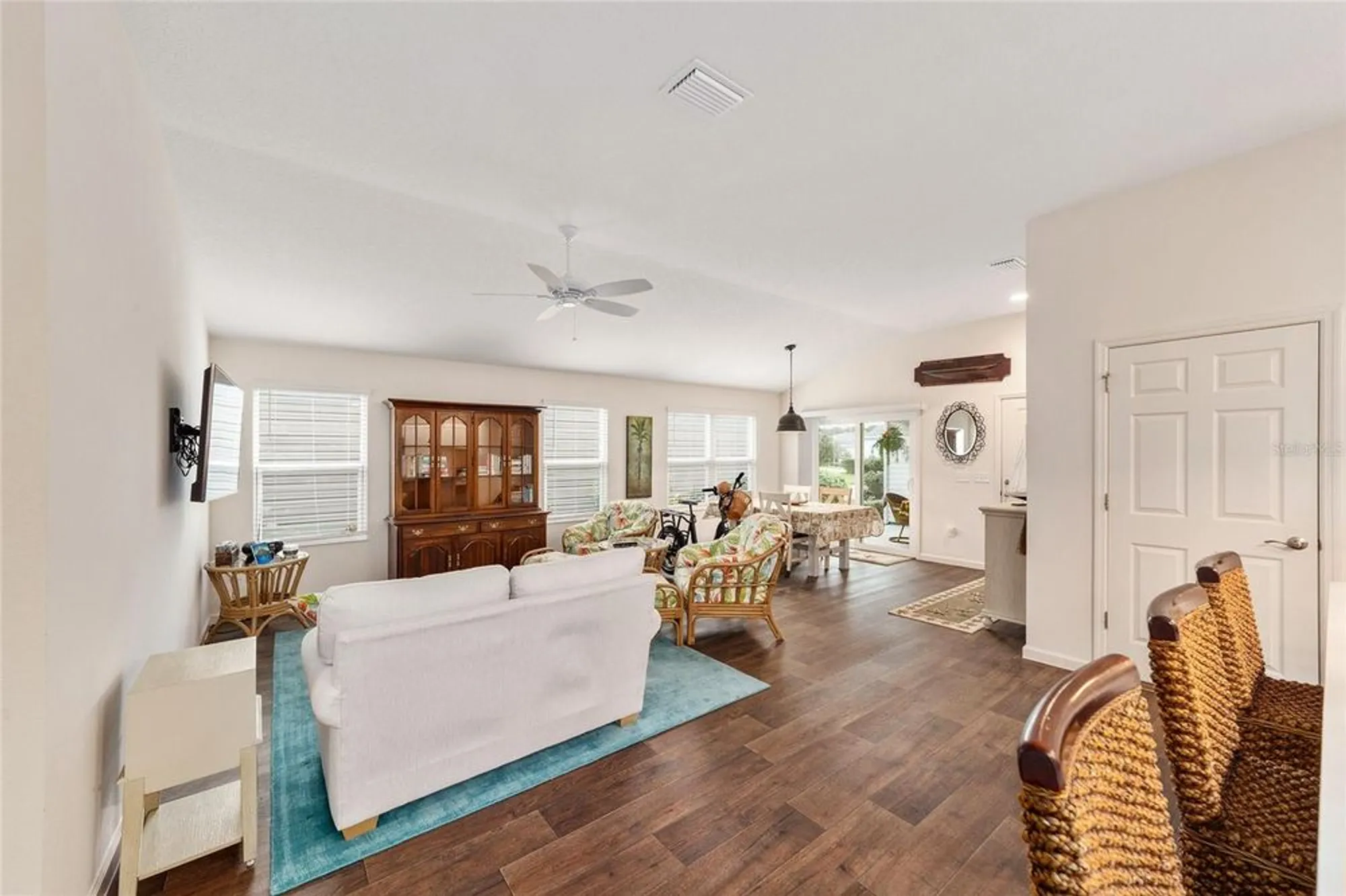 Property Slideshow image 11 of 32 | 972 greg ter, The Villages, FL, 32163