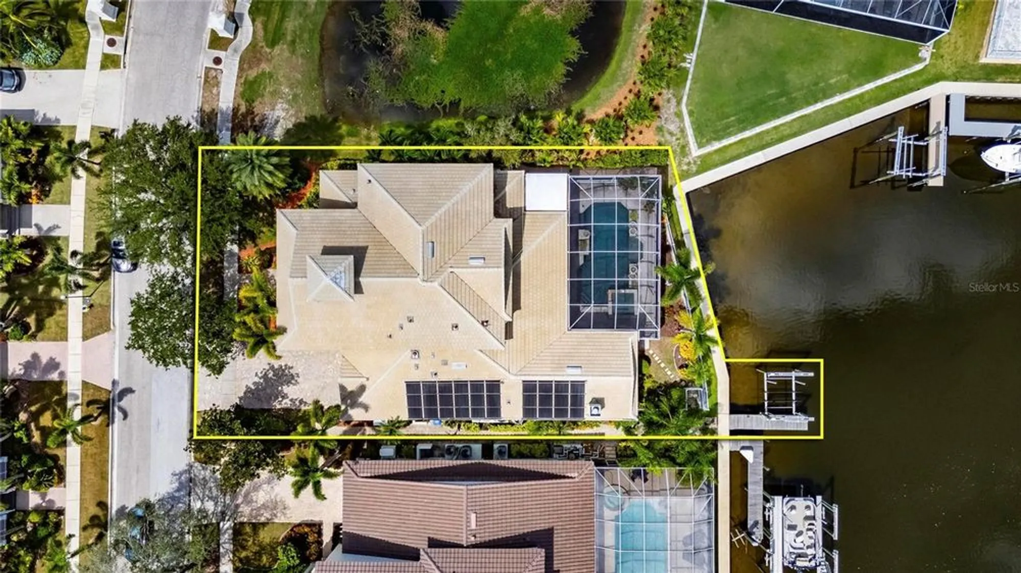 Property Slideshow image 87 of 98 | 517 mirabay blvd, Apollo Beach, FL, 33572