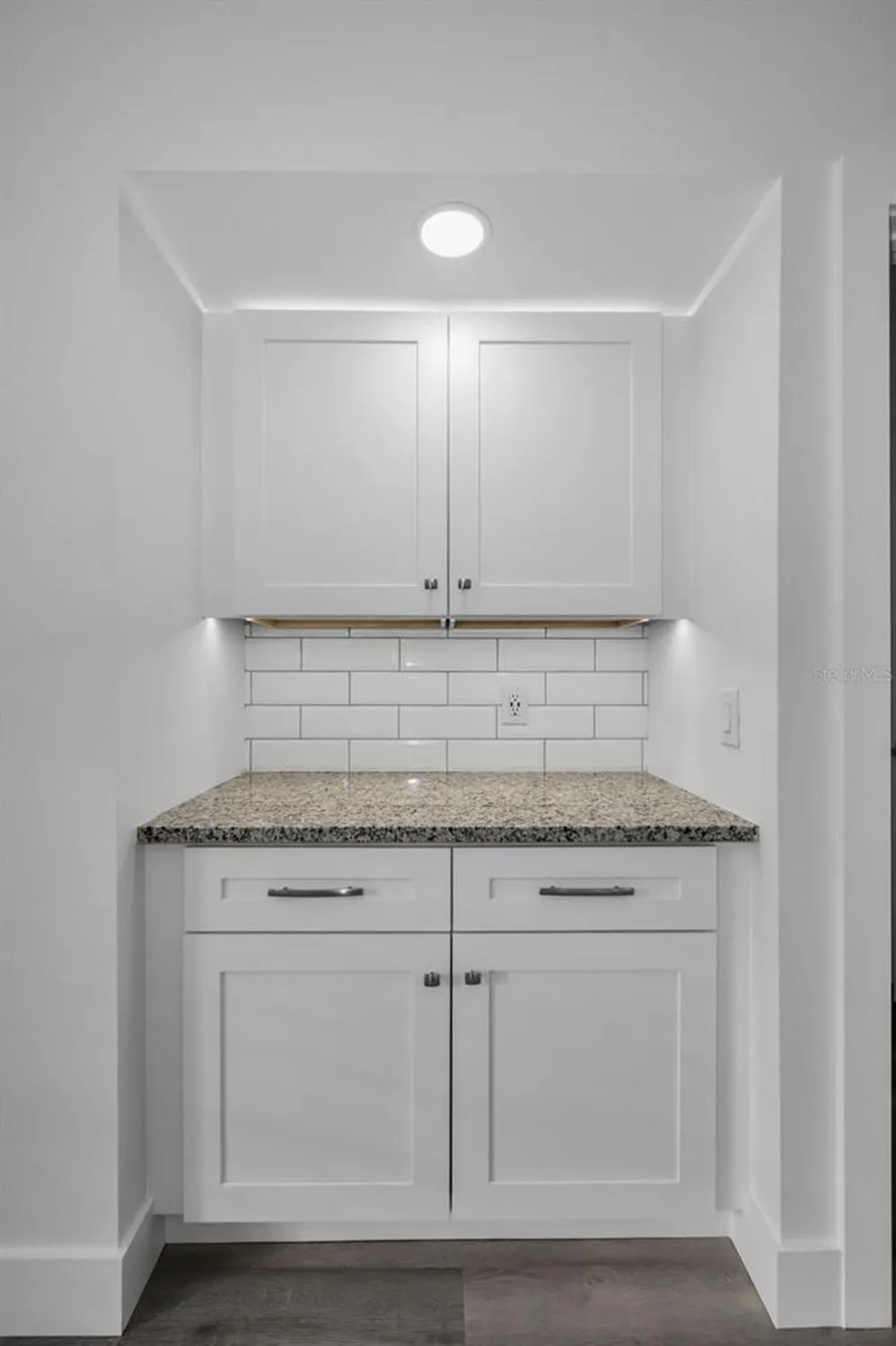 Property Slideshow image 10 of 38 | 2292 austrian ln 34, Clearwater, FL, 33763