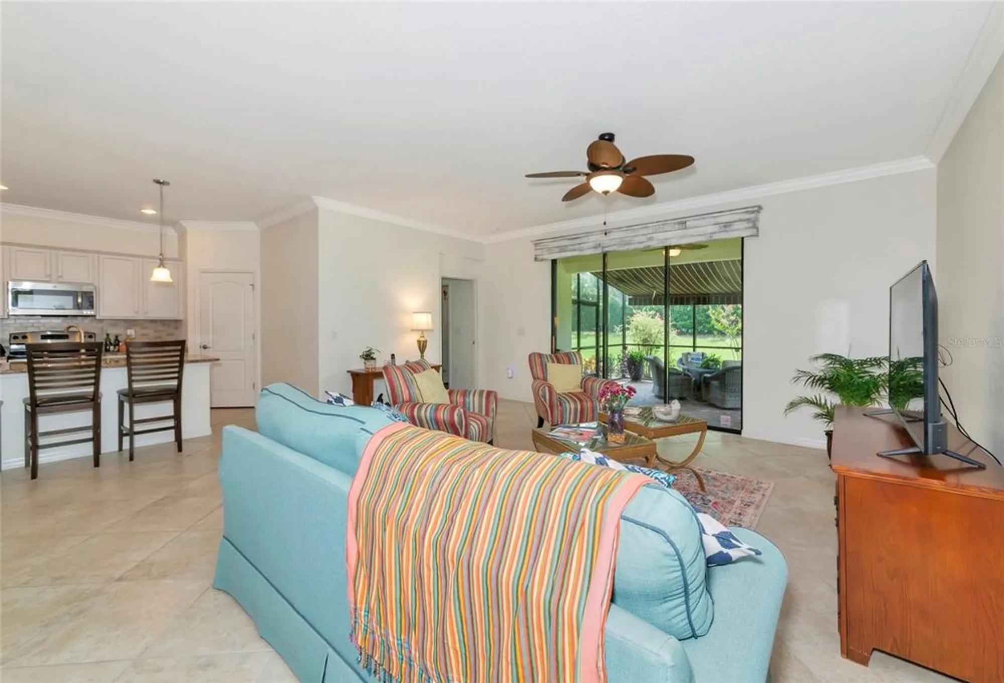 Property Slideshow image 6 of 34 | 6814 willowshire way, Bradenton, FL, 34212