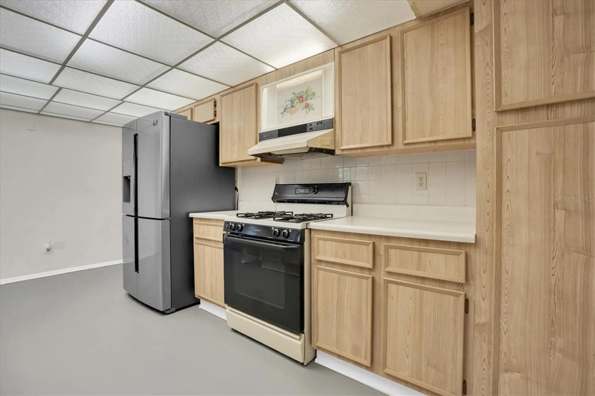 Property Slideshow image 12 of 48 | 8198 terrace garden dr n unit 511, Saint Petersburg, FL, 33709
