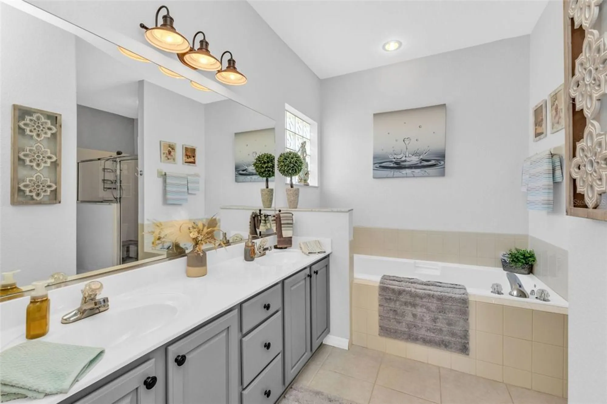 Property Slideshow image 15 of 42 | 24439 buckingham way, Punta Gorda, FL, 33980