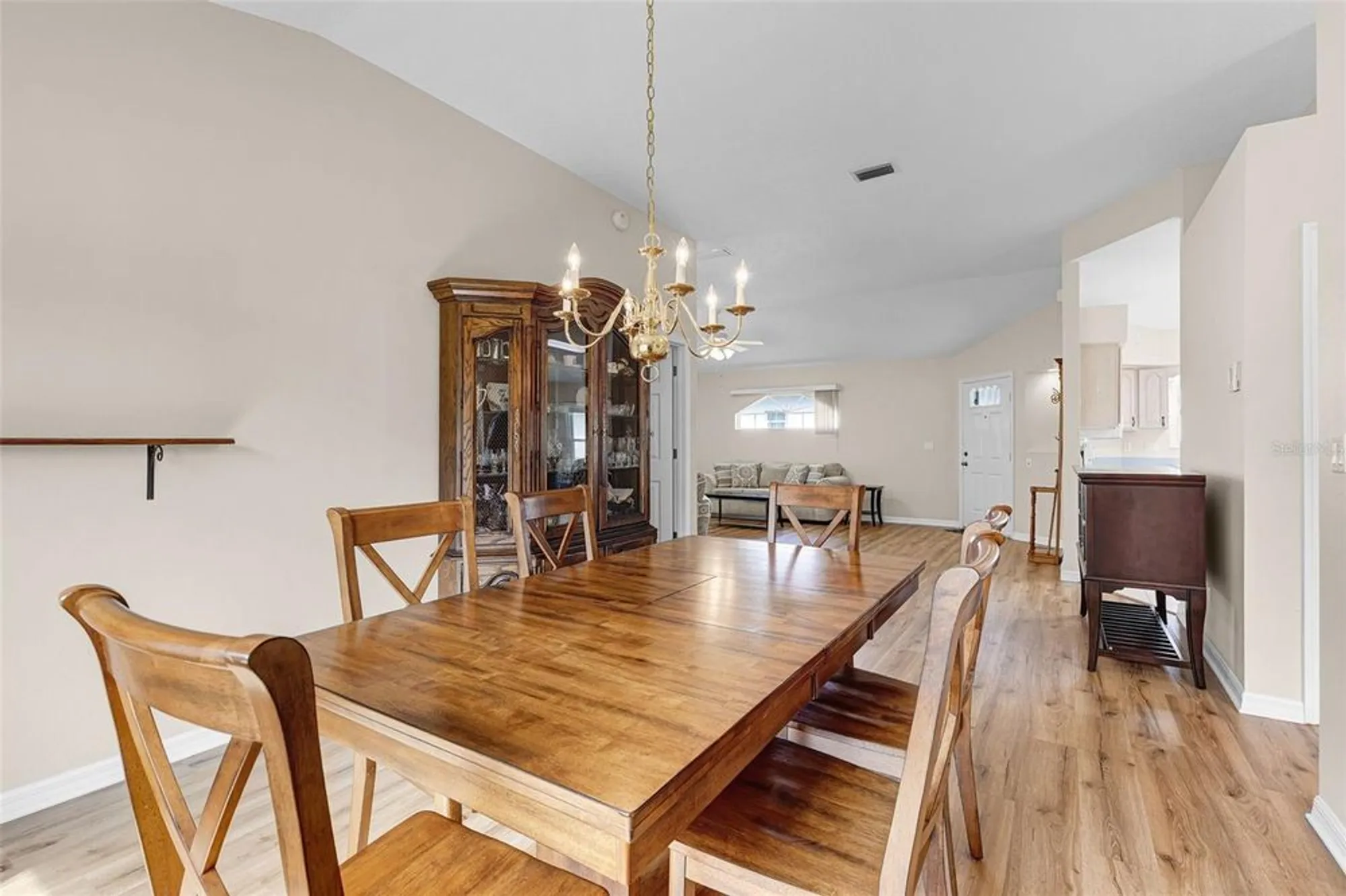 Property Slideshow image 10 of 48 | 21737 king john st, Leesburg, FL, 34748