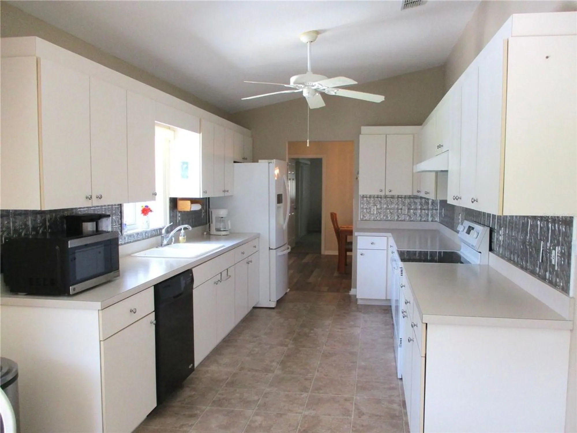 Property Slideshow image 4 of 88 | 11470 sw 139th st, Dunnellon, FL, 34432