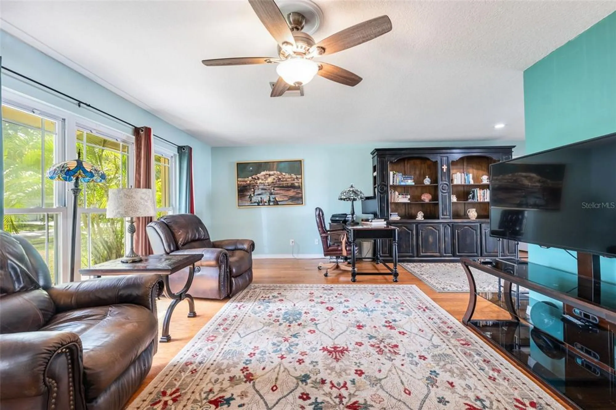 Property Slideshow image 12 of 40 | 766 anchorage ln, Palm Harbor, FL, 34685