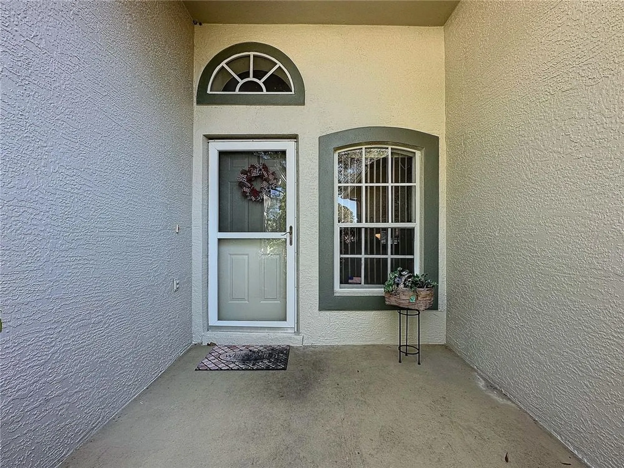 Property Slideshow image 8 of 68 | 3817 doune way, Clermont, FL, 34711