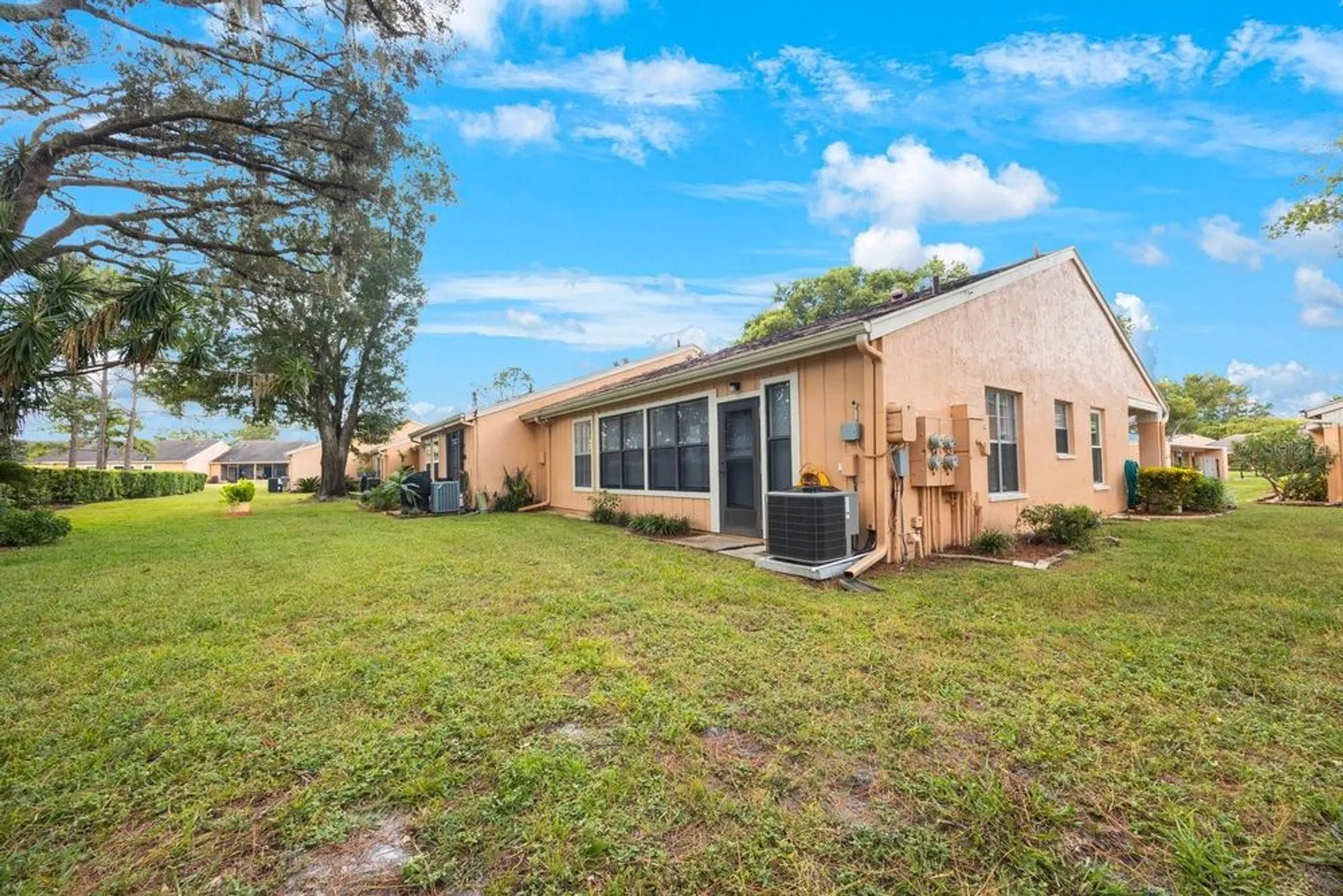 Property Slideshow image 35 of 43 | 4951 grist mill cir, New Port Richey, FL, 34655