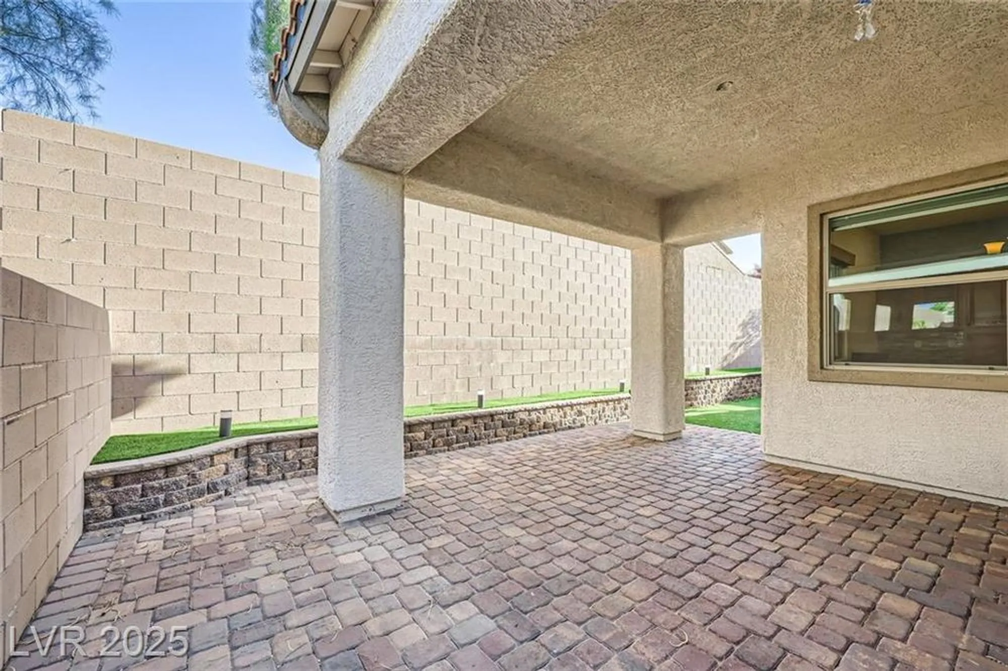 Property Slideshow image 22 of 40 | 429 open hill ave, Henderson, NV, 89011
