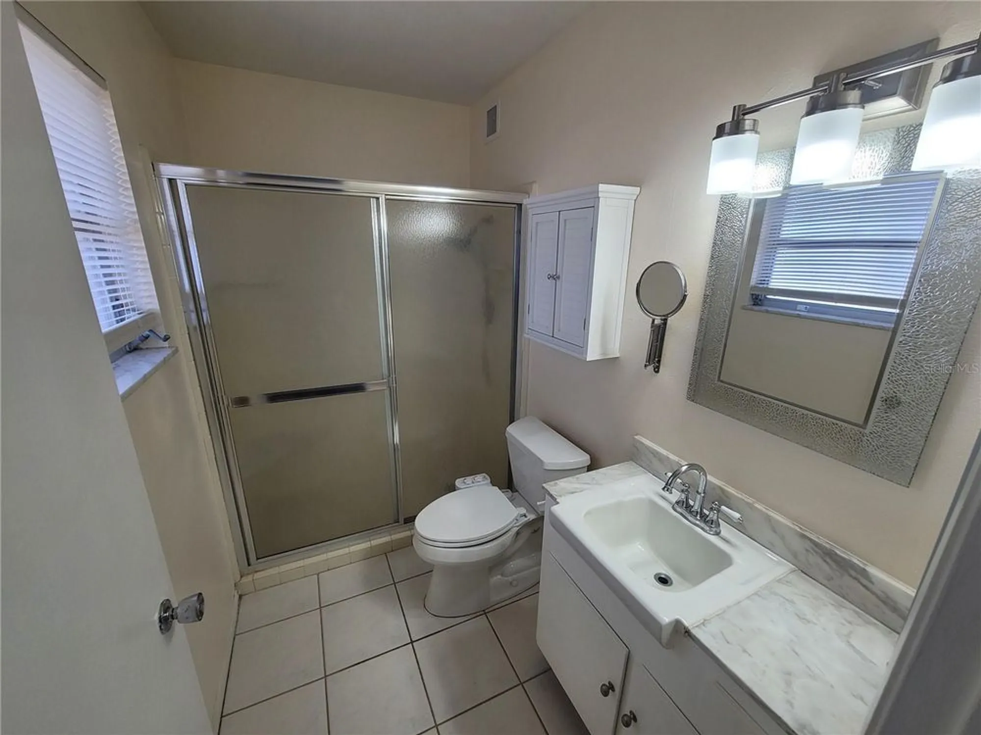 Property Slideshow image 28 of 44 | 823 la jolla ave, Sun City Center, FL, 33573