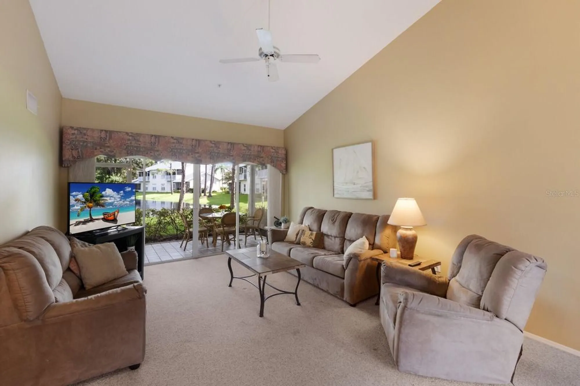 Property Slideshow image 5 of 30 | 6315 green oak cir # 13a, Bradenton, FL, 34203