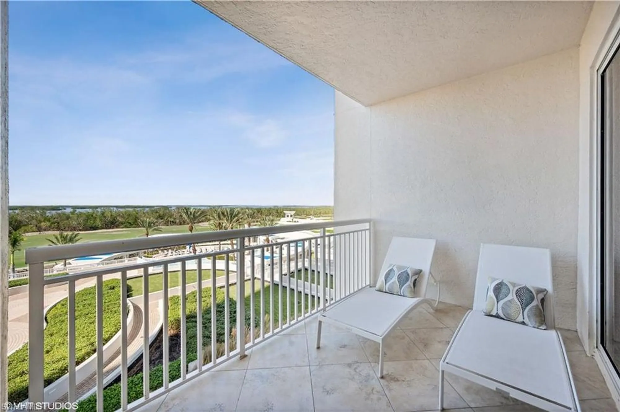 Property Slideshow image 30 of 50 | 4951 bonita bay blvd unit 504, Bonita Springs, FL, 34134