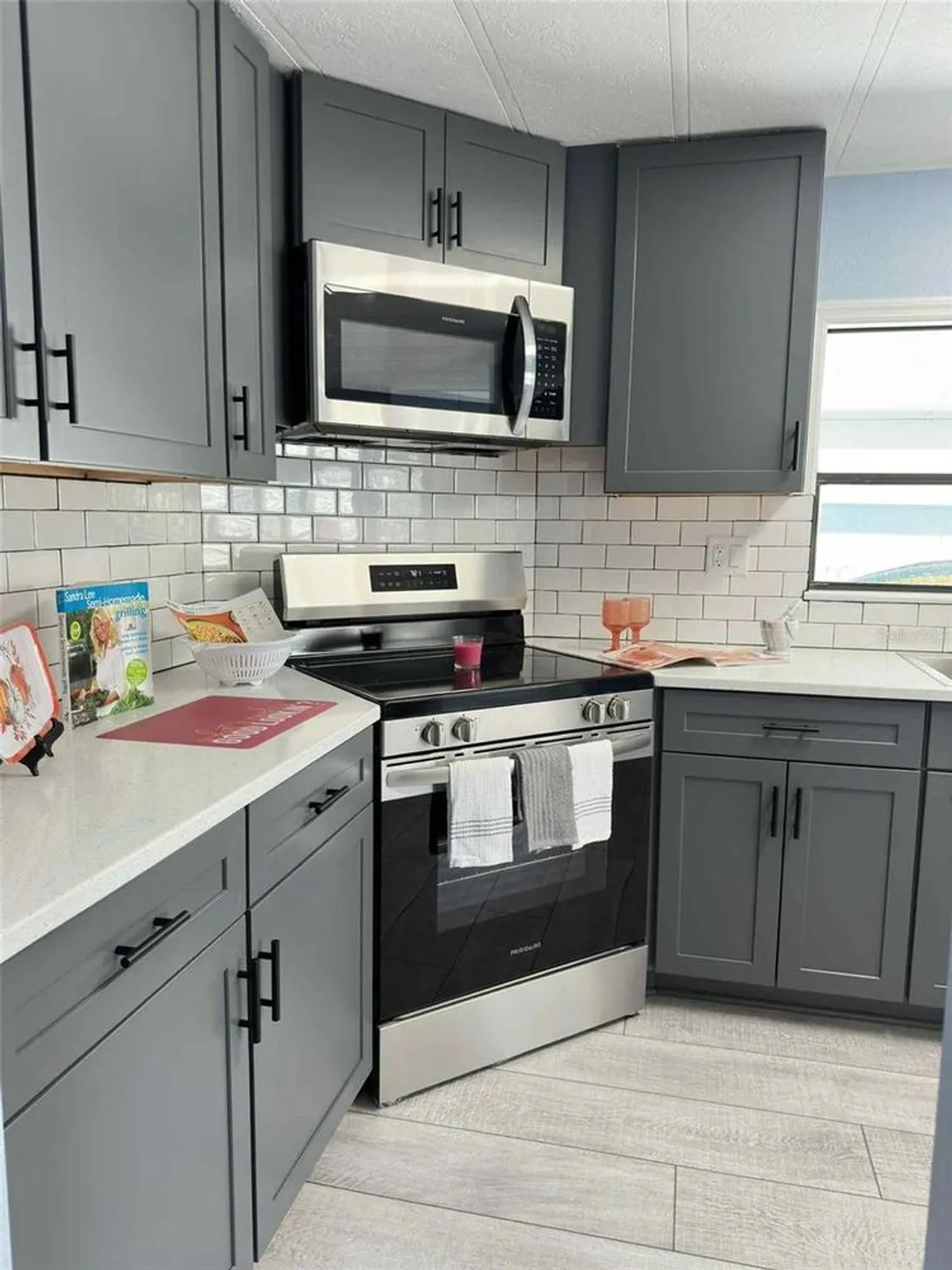 Property Slideshow image 28 of 30 | 2206 golden horseshoe cir, Lakeland, FL, 33810