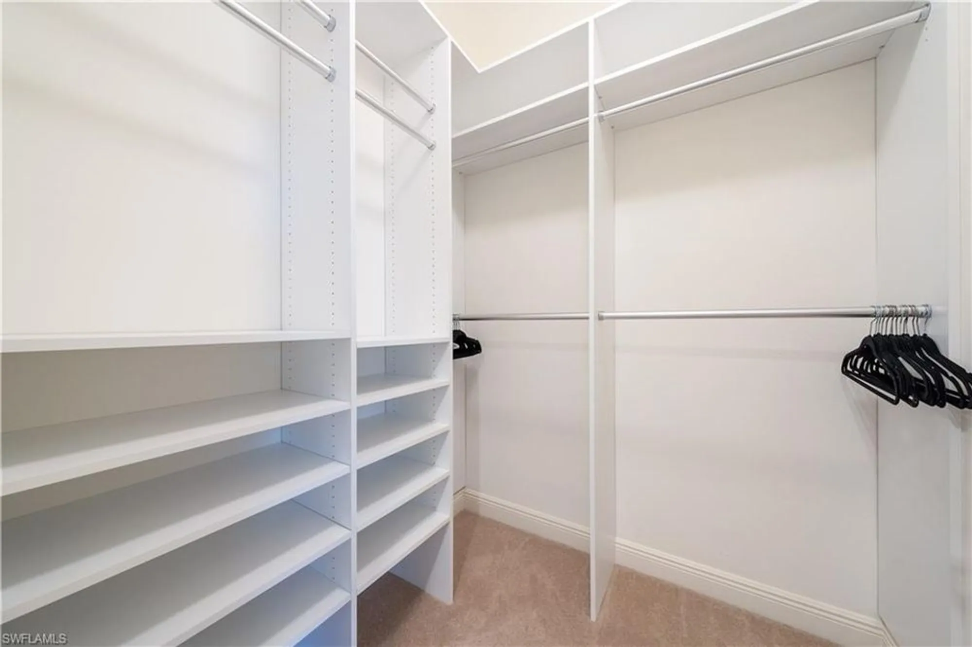 Property Slideshow image 16 of 39 | 23540 via veneto blvd 605, Estero, FL, 34134