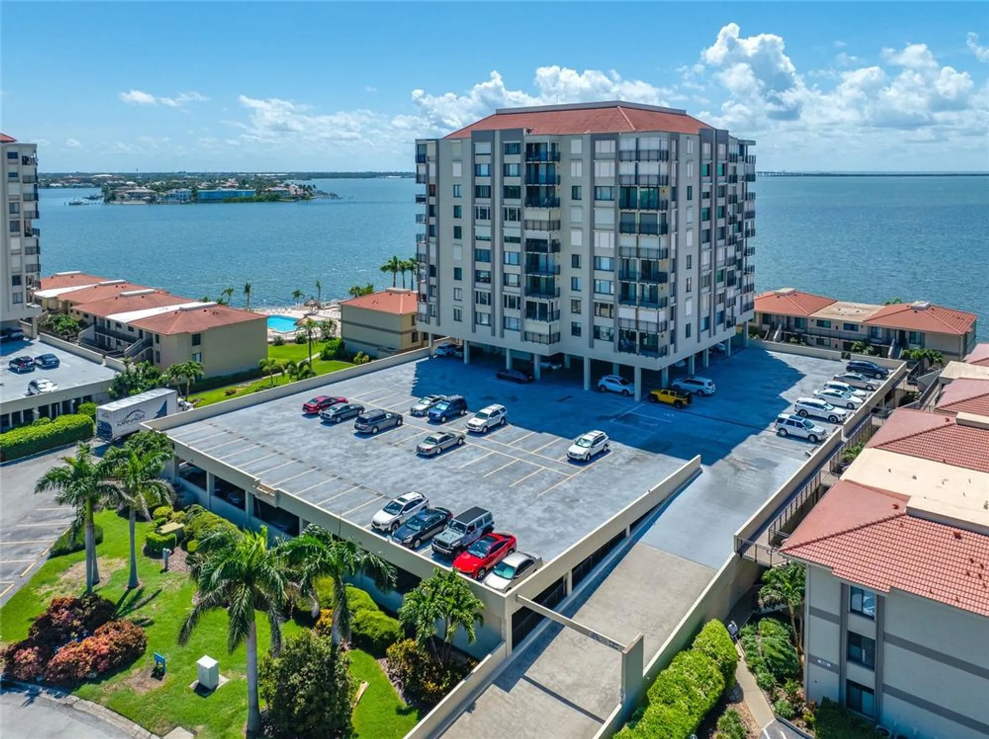Property Slideshow image 37 of 54 | 6372 palma del mar blvd s apt 601, St Petersburg, FL, 33715