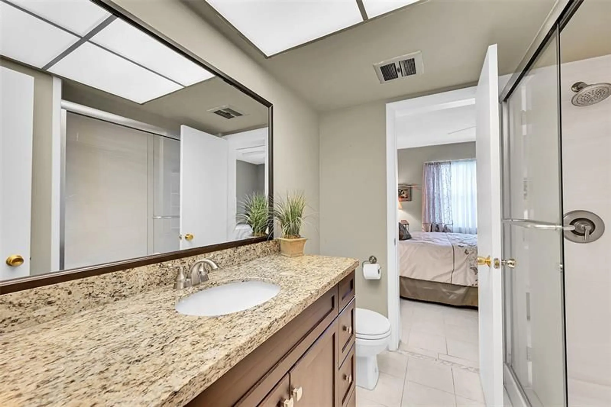 Property Slideshow image 17 of 43 | 2501 w golf blvd 229, Pompano Beach, FL, 33064