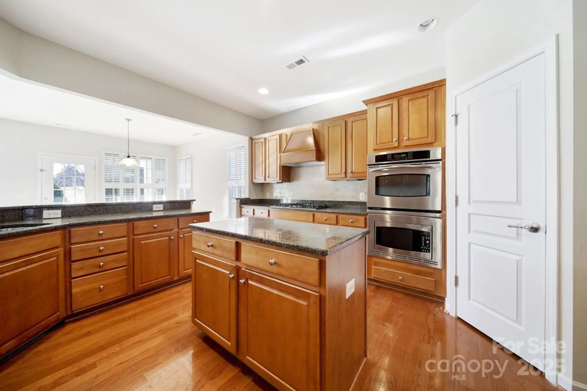 Property Slideshow image 14 of 48 | 10411 bethpage dr, Fort Mill, SC, 29707