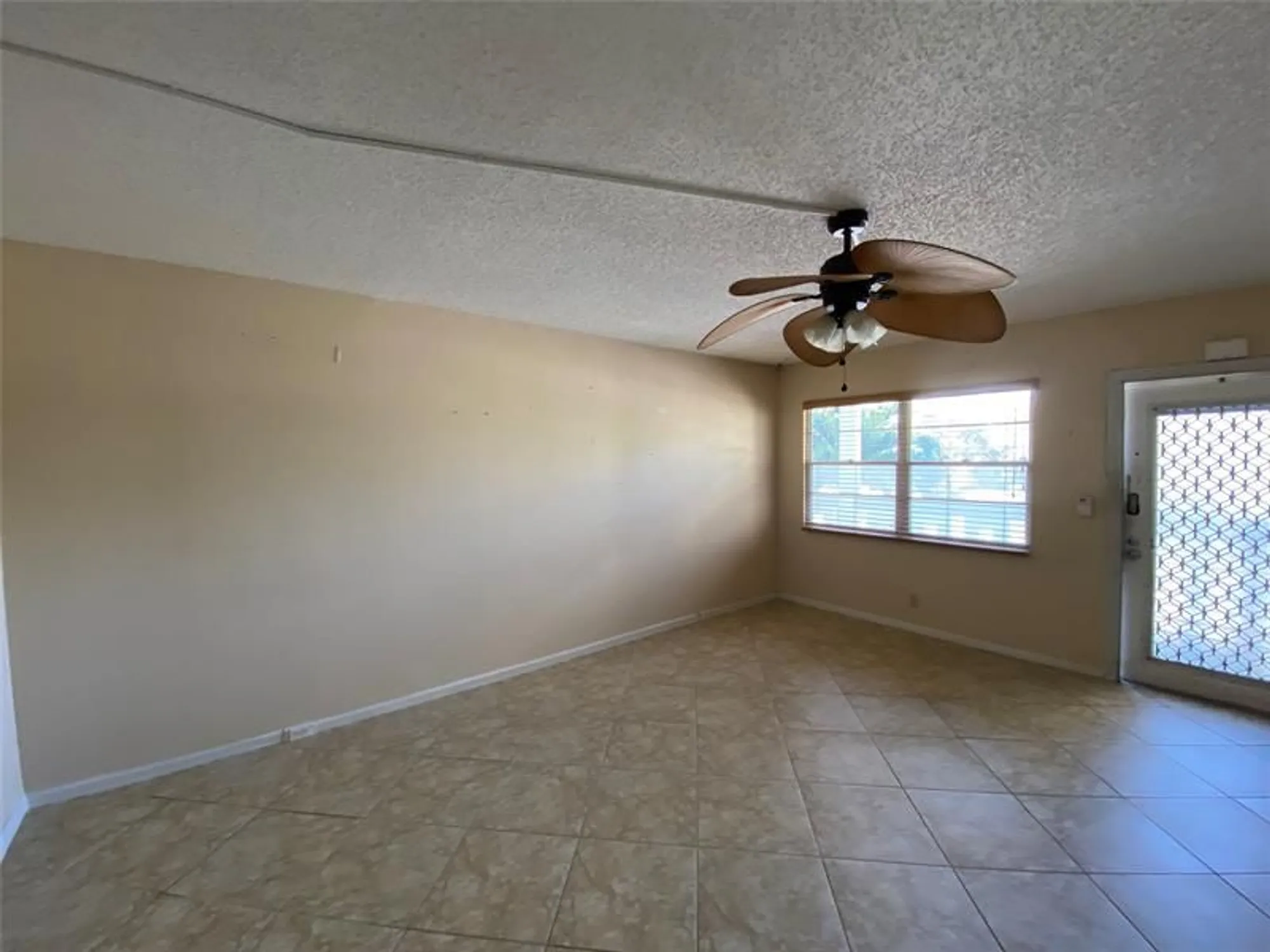 Property Slideshow image 8 of 44 | 2019 cambridge a # 2019, Deerfield Beach, FL, 33442