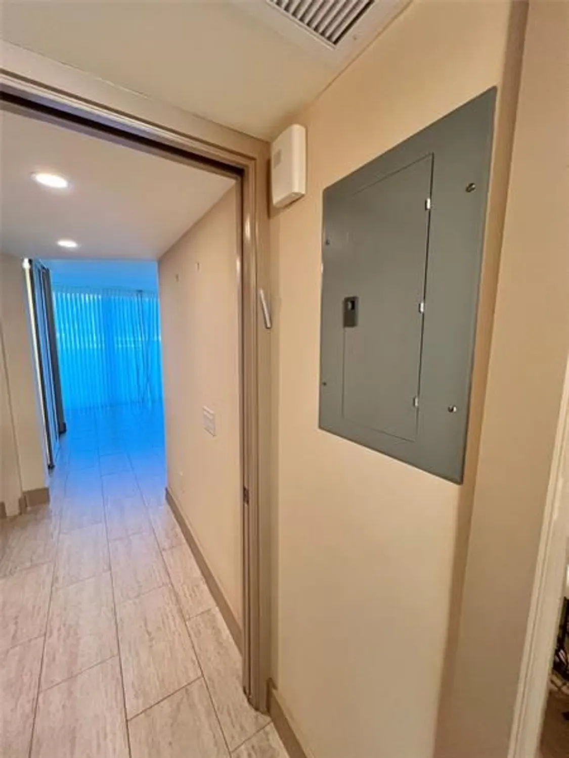 Property Slideshow image 14 of 60 | 1011 swansea a # 1011, Deerfield Beach, FL, 33442