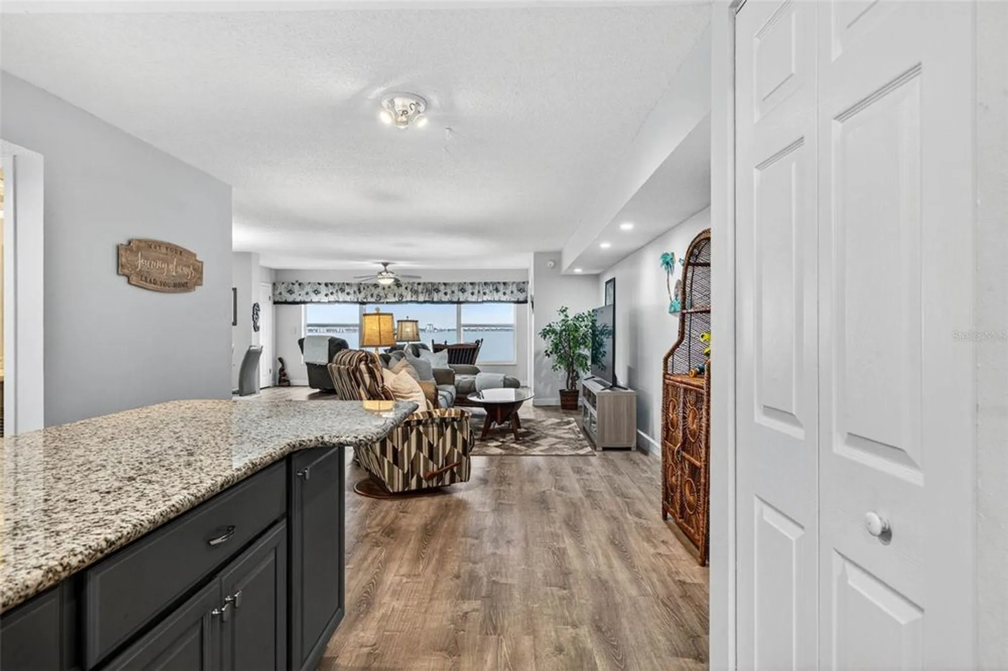 Property Slideshow image 10 of 44 | 6020 shore blvd 602, Gulfport, FL, 33707