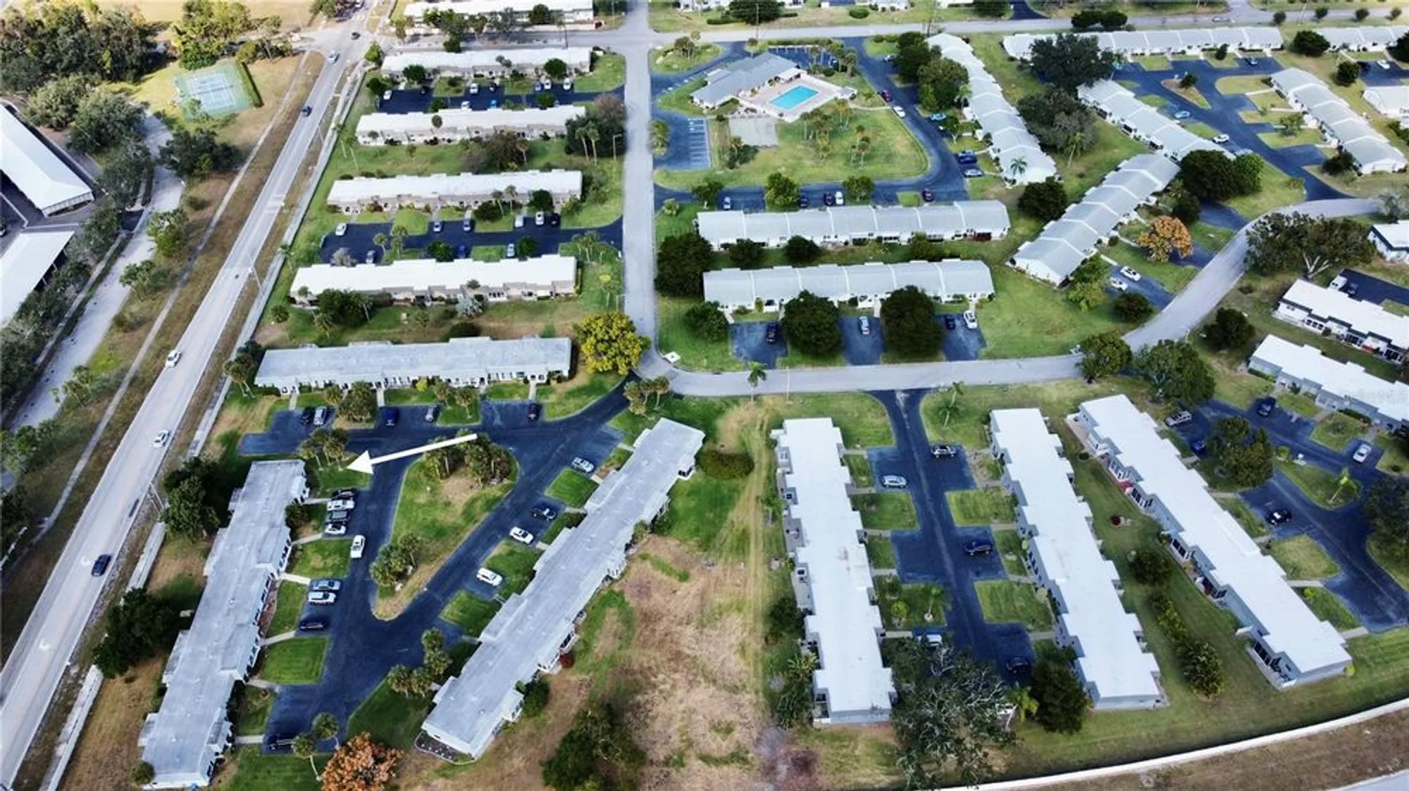 Property Slideshow image 38 of 58 | 3802 42nd street ct w # 31, Bradenton, FL, 34205