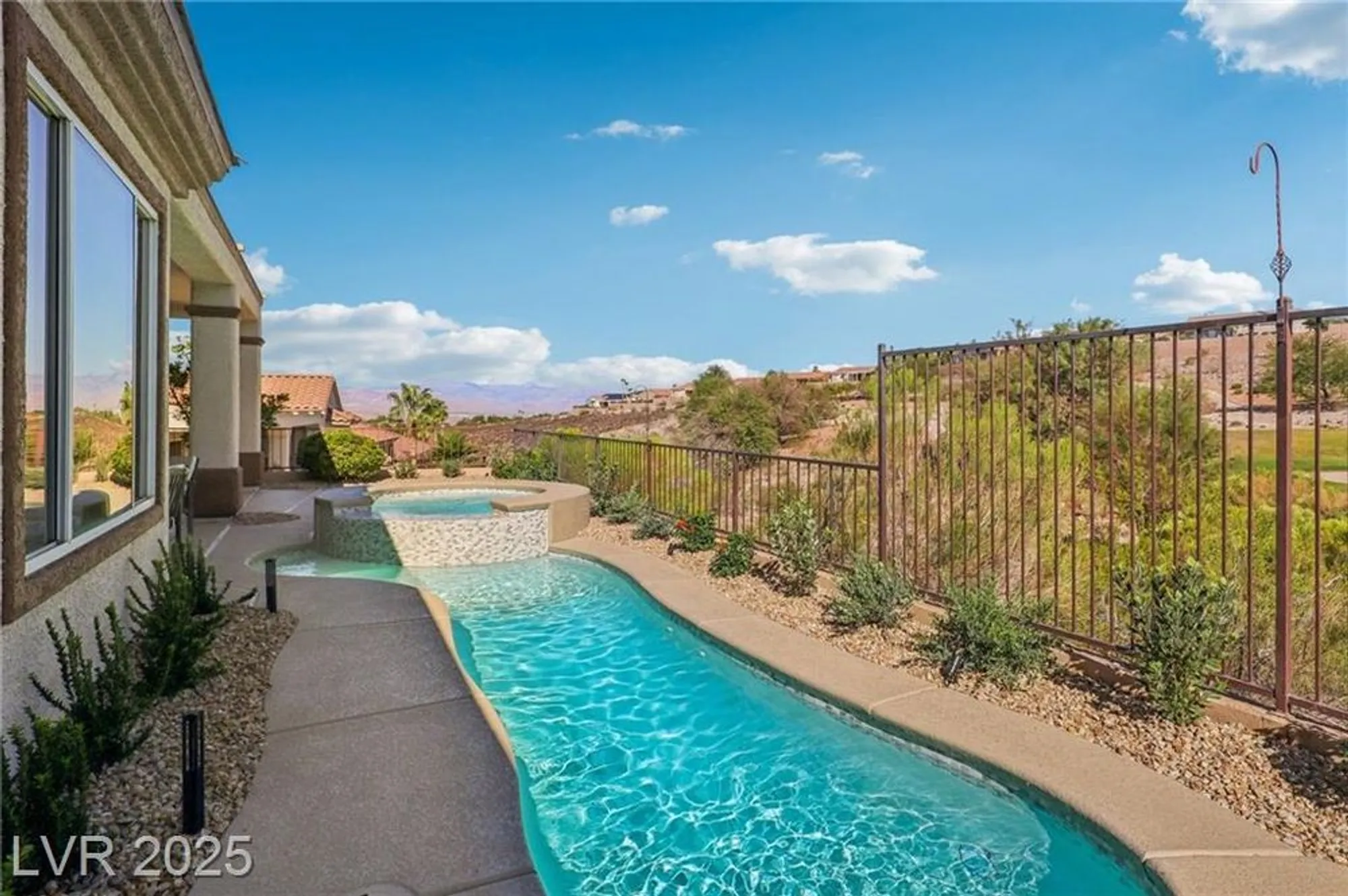 Property Slideshow image 57 of 82 | 2386 hardin ridge dr, Henderson, NV, 89052