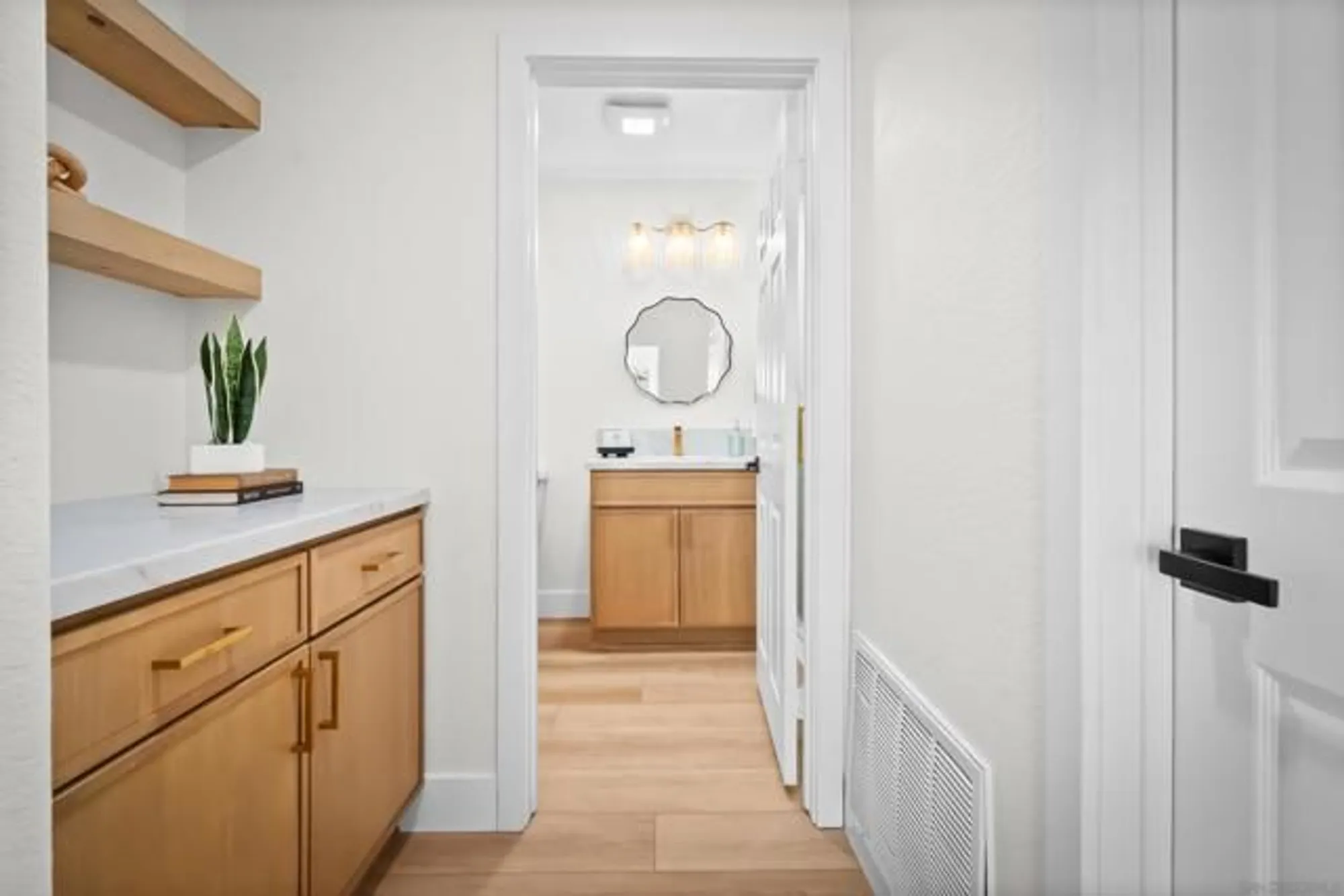 Property Slideshow image 32 of 47 | 4058 lemnos way, Oceanside, CA, 92056