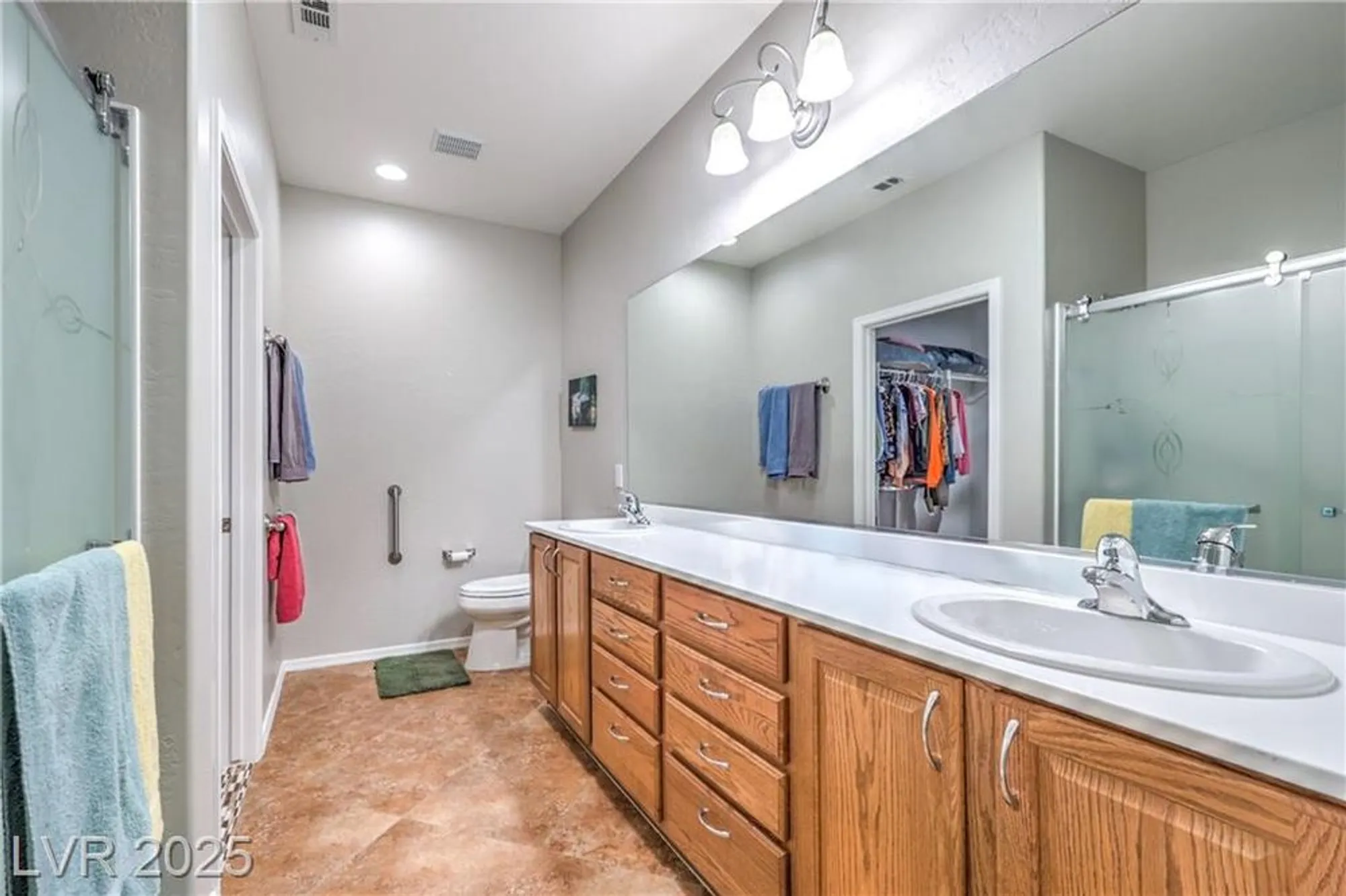 Property Slideshow image 22 of 37 | 2413 hamonah dr, Henderson, NV, 89044