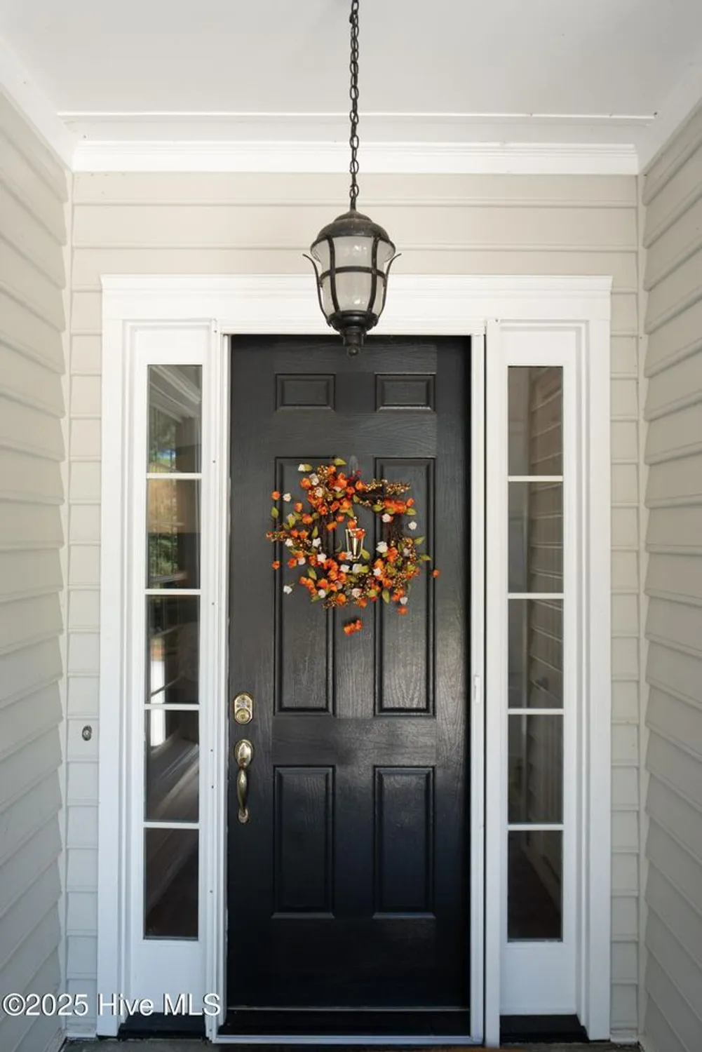 Property Slideshow image 4 of 50 | 621 wild dunes cir, Wilmington, NC, 28411