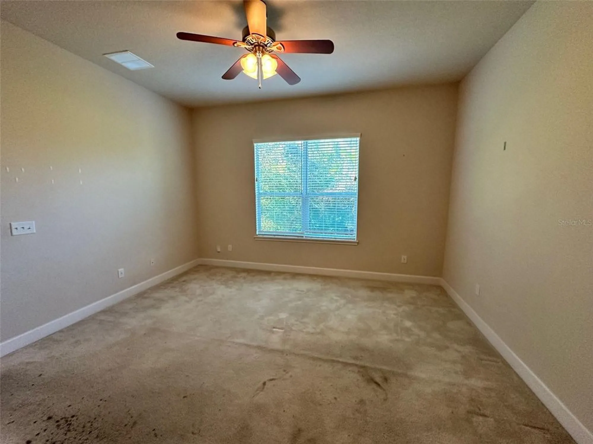 Property Slideshow image 6 of 16 | 727 aldenham ln, Ormond Beach, FL, 32174