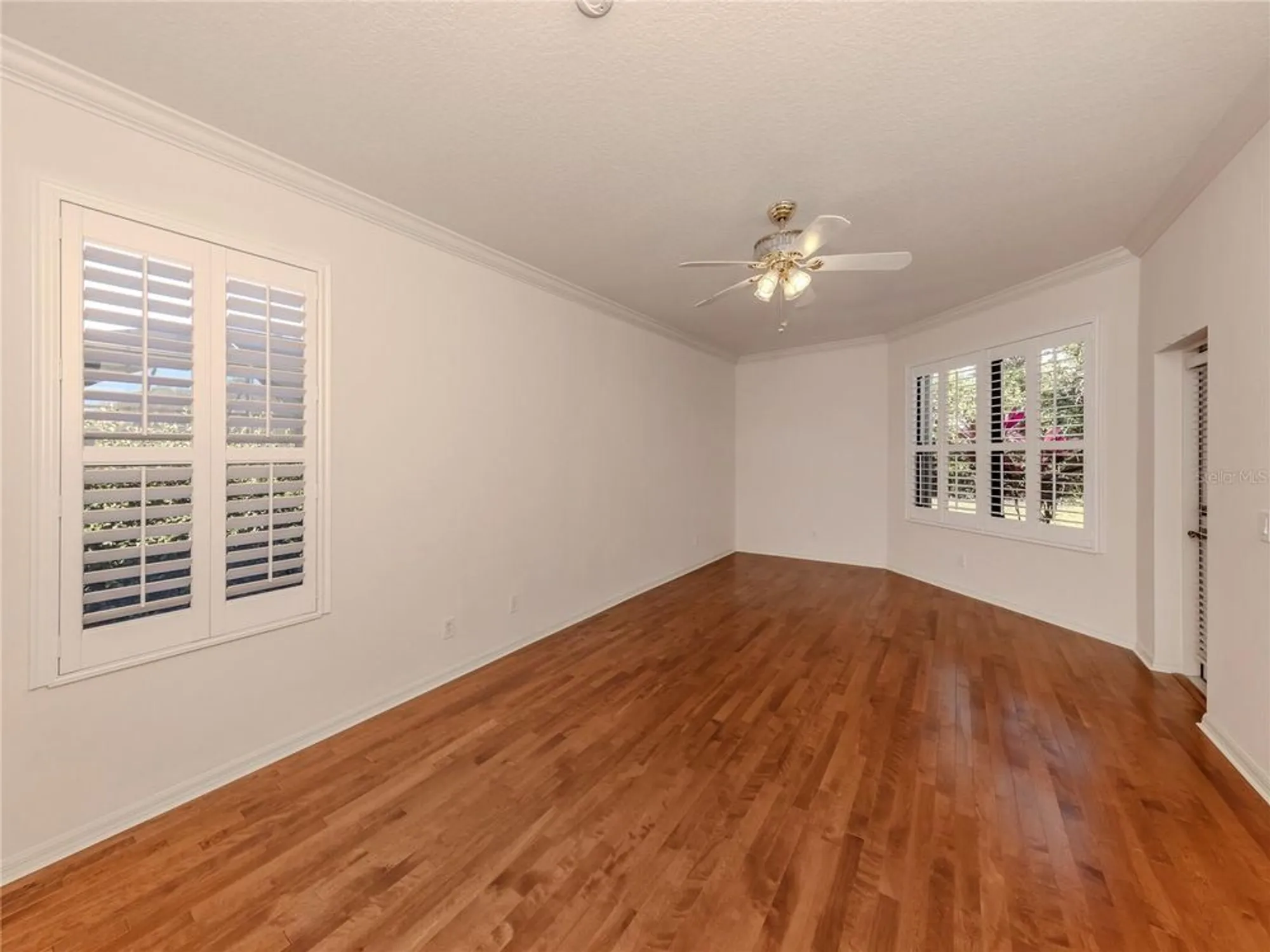 Property Slideshow image 21 of 55 | 4238 mackay falls ter, Sarasota, FL, 34243