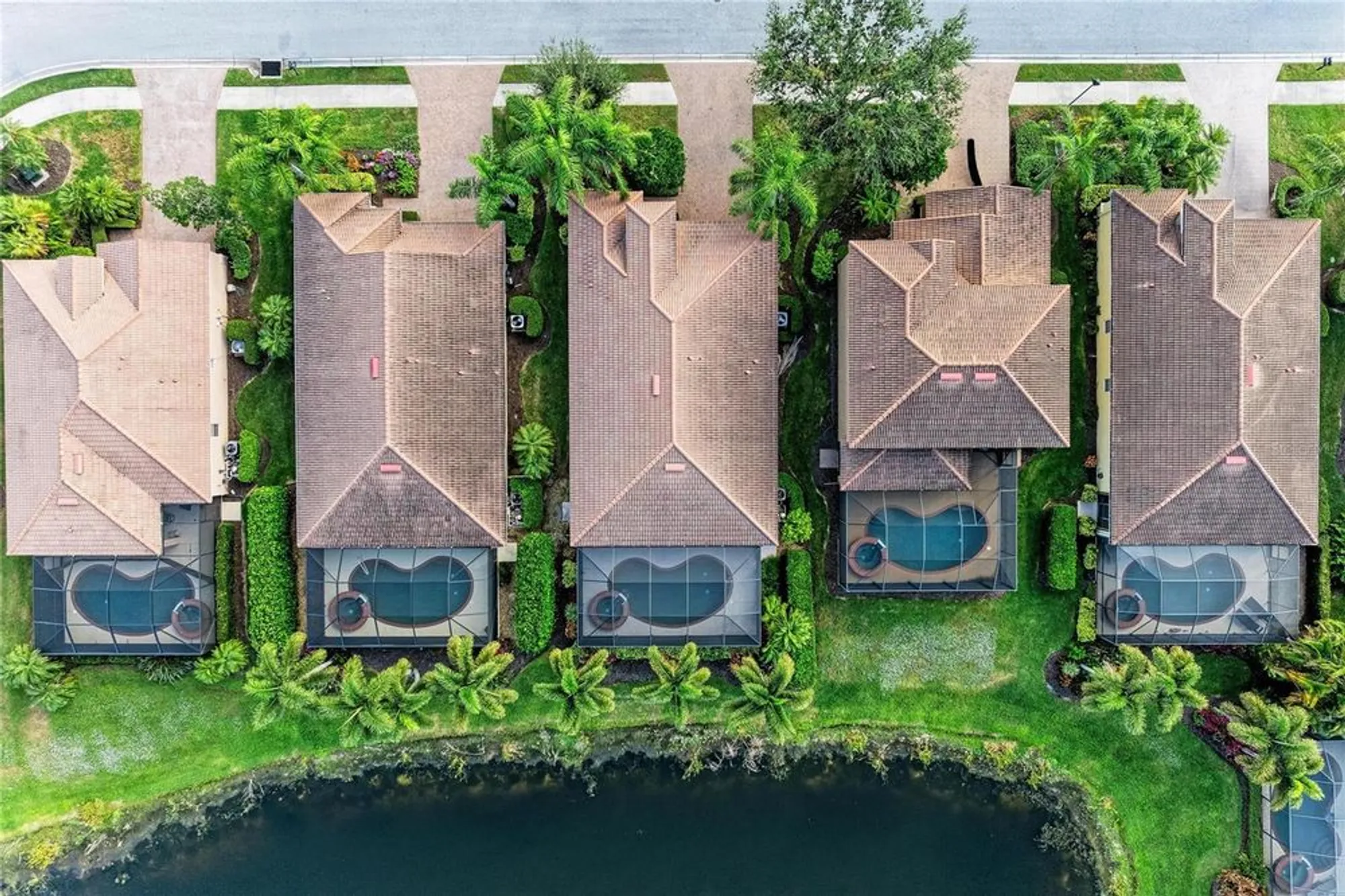 Property Slideshow image 49 of 99 | 9015 hammock edge pl, Bradenton, FL, 34212