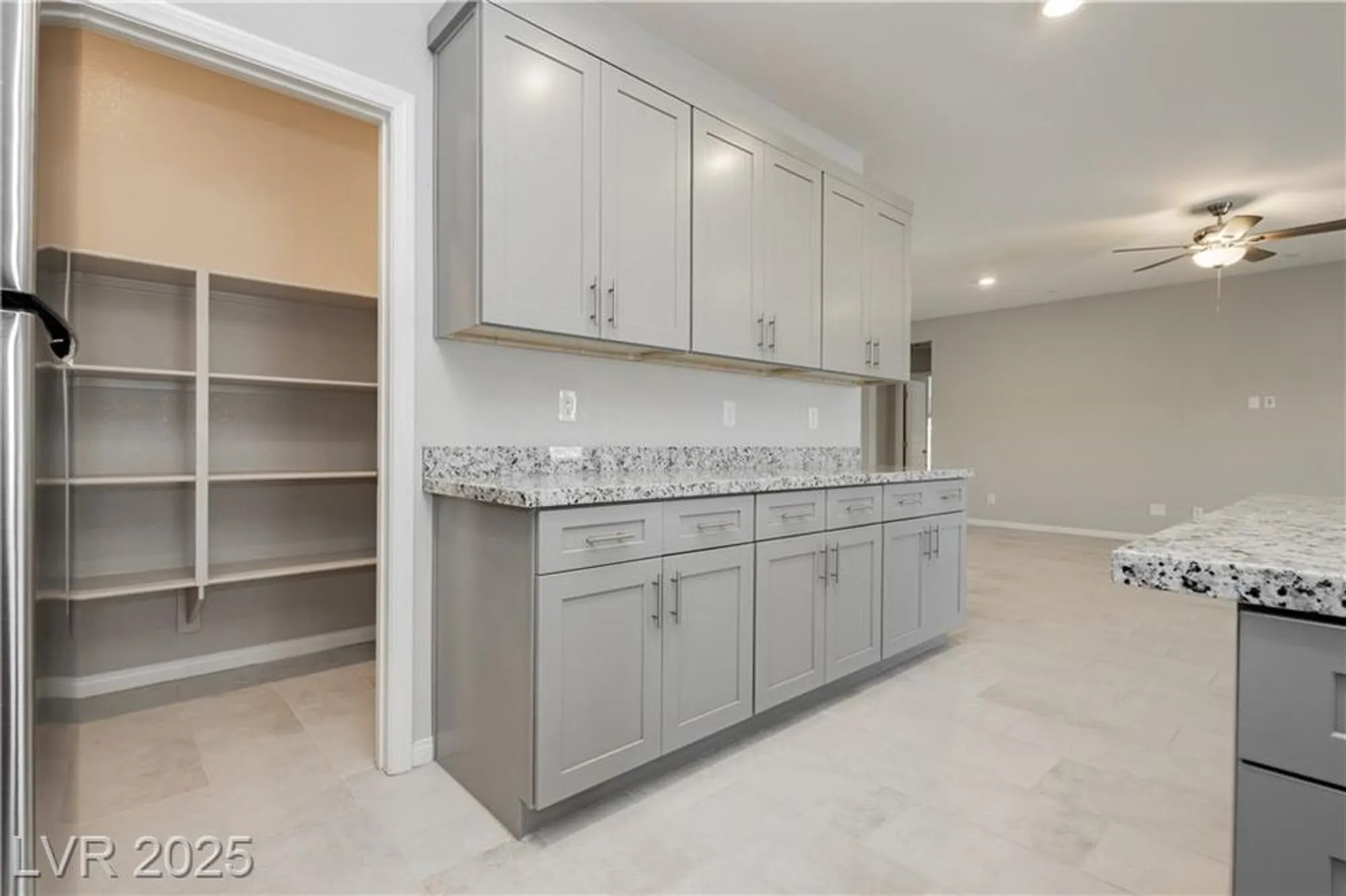 Property Slideshow image 8 of 47 | 7511 phoenix falls st, North Las Vegas, NV, 89084