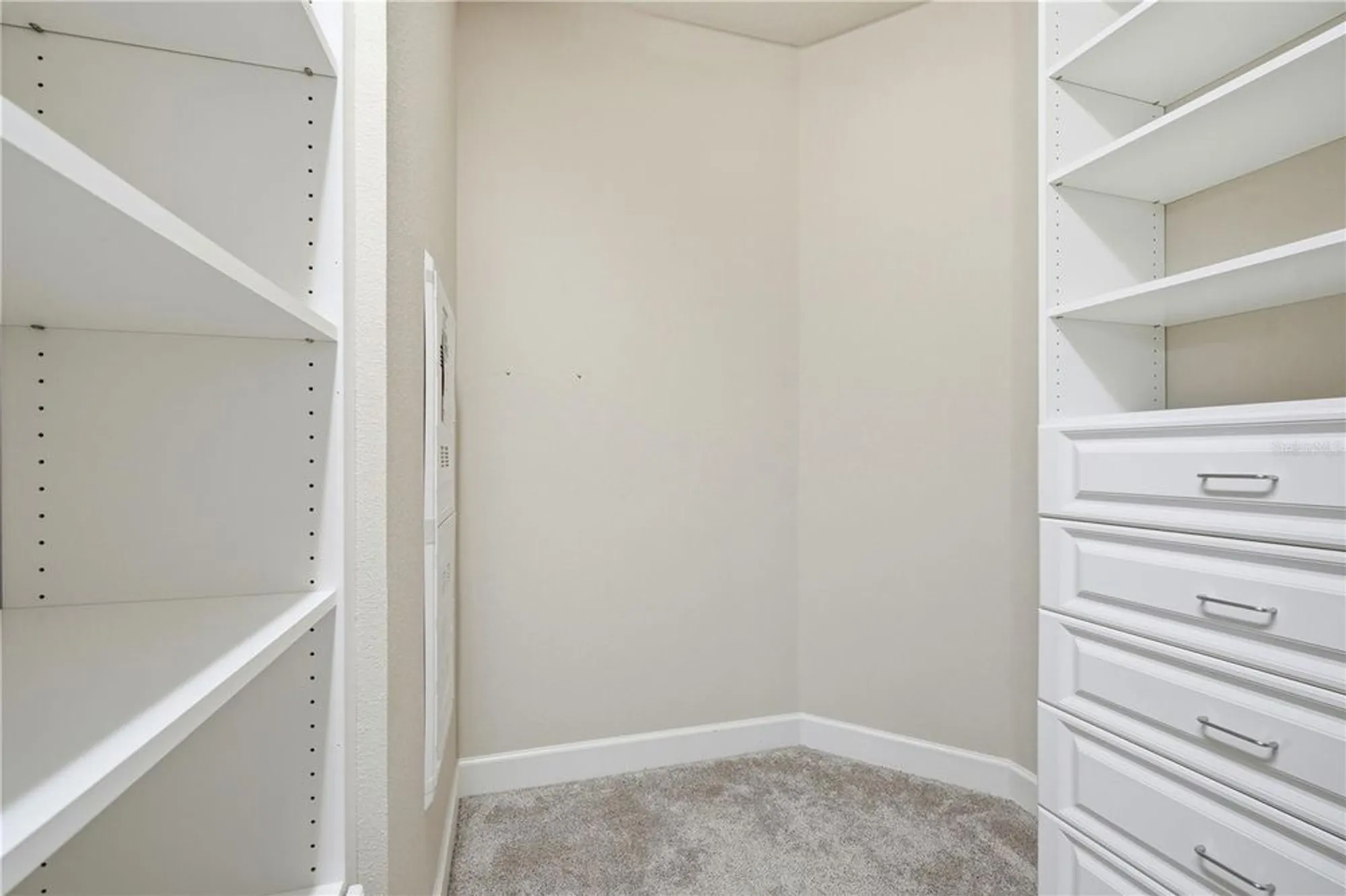 Property Slideshow image 28 of 70 | 20112 sorano hill pl, Tampa, FL, 33647