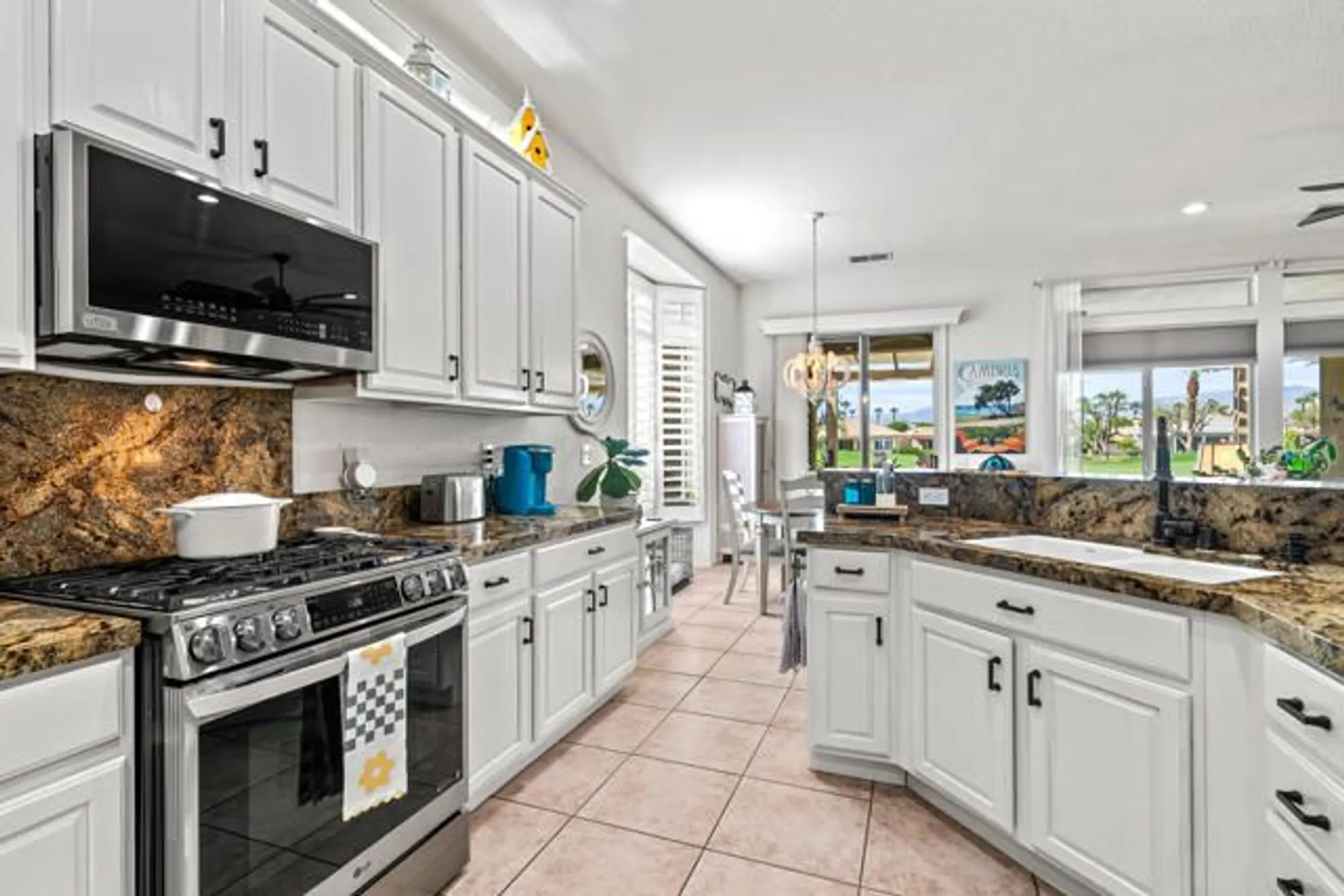 Property Slideshow image 16 of 48 | 80474 muirfield dr, Indio, CA, 92201