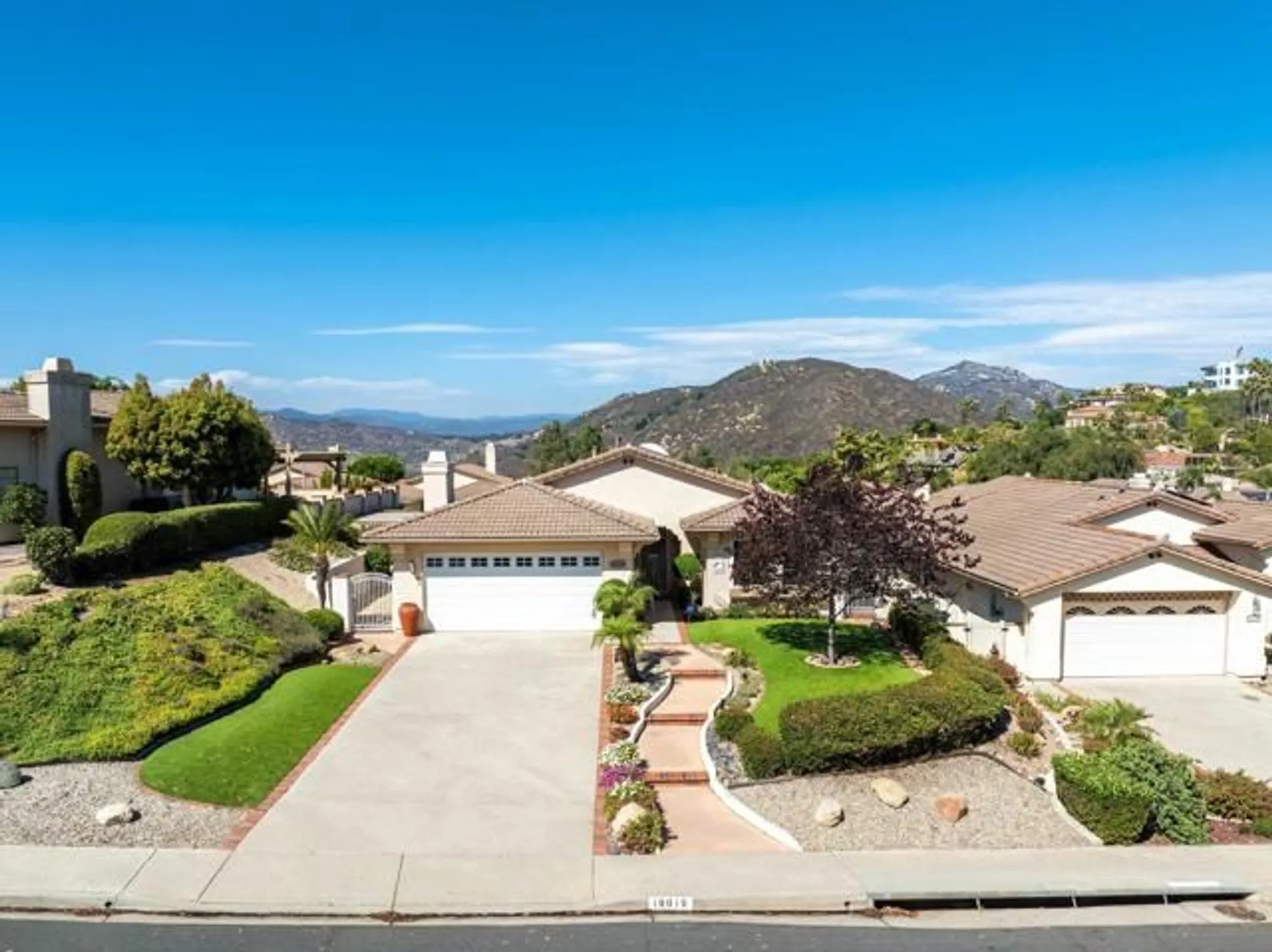 Property Slideshow image 36 of 37 | 18018 calle estepona, San Diego, CA, 92128