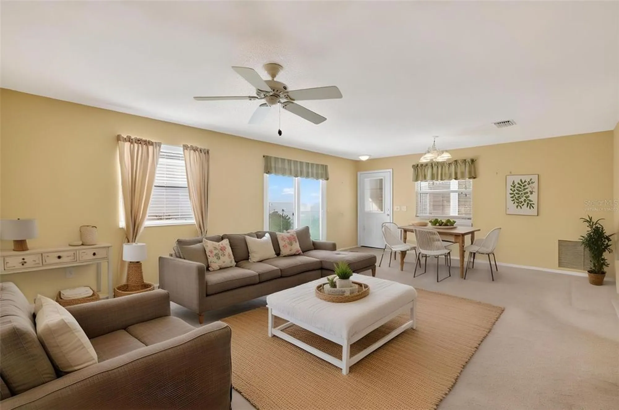 Property Slideshow image 8 of 35 | 2475 laurel bay ln, The Villages, FL, 32162