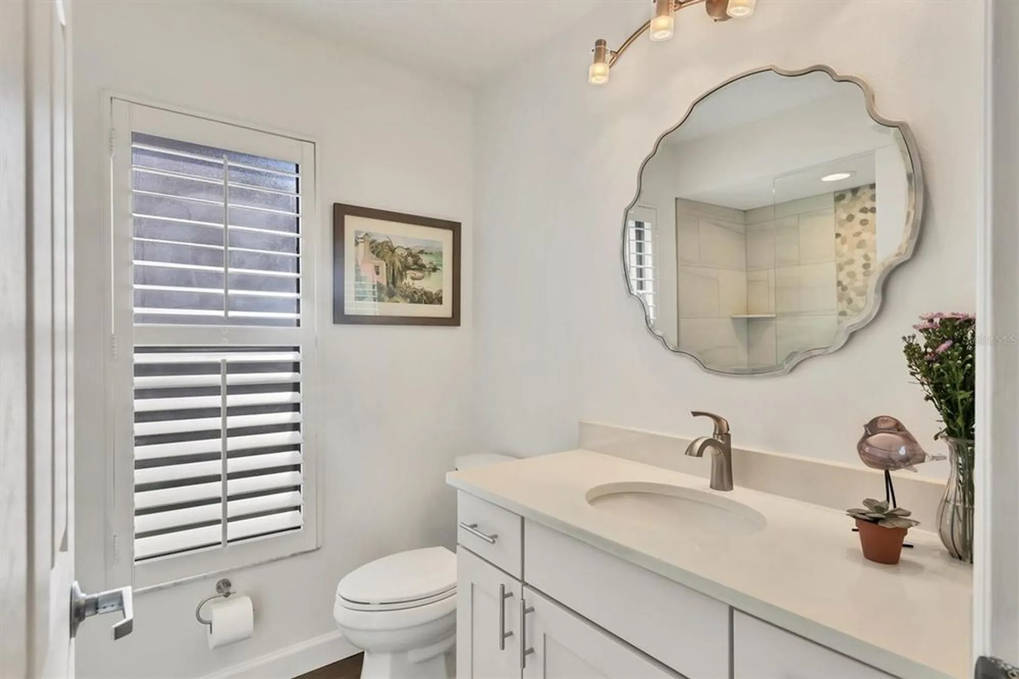 Property Slideshow image 29 of 55 | 3861 wilshire cir 115, Sarasota, FL, 34238
