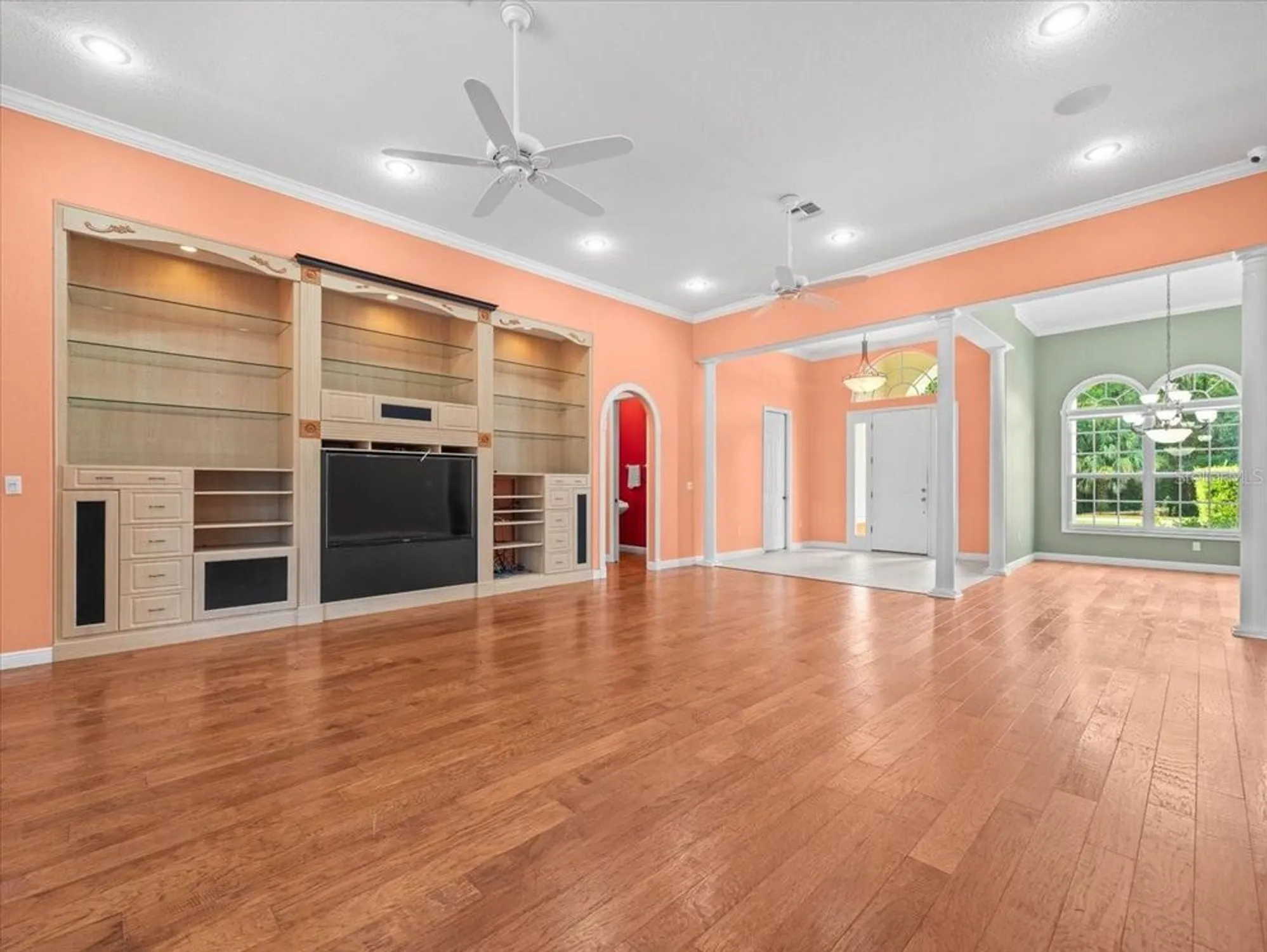Property Slideshow image 13 of 58 | 8698 mississippi run, Weeki Wachee, FL, 34613