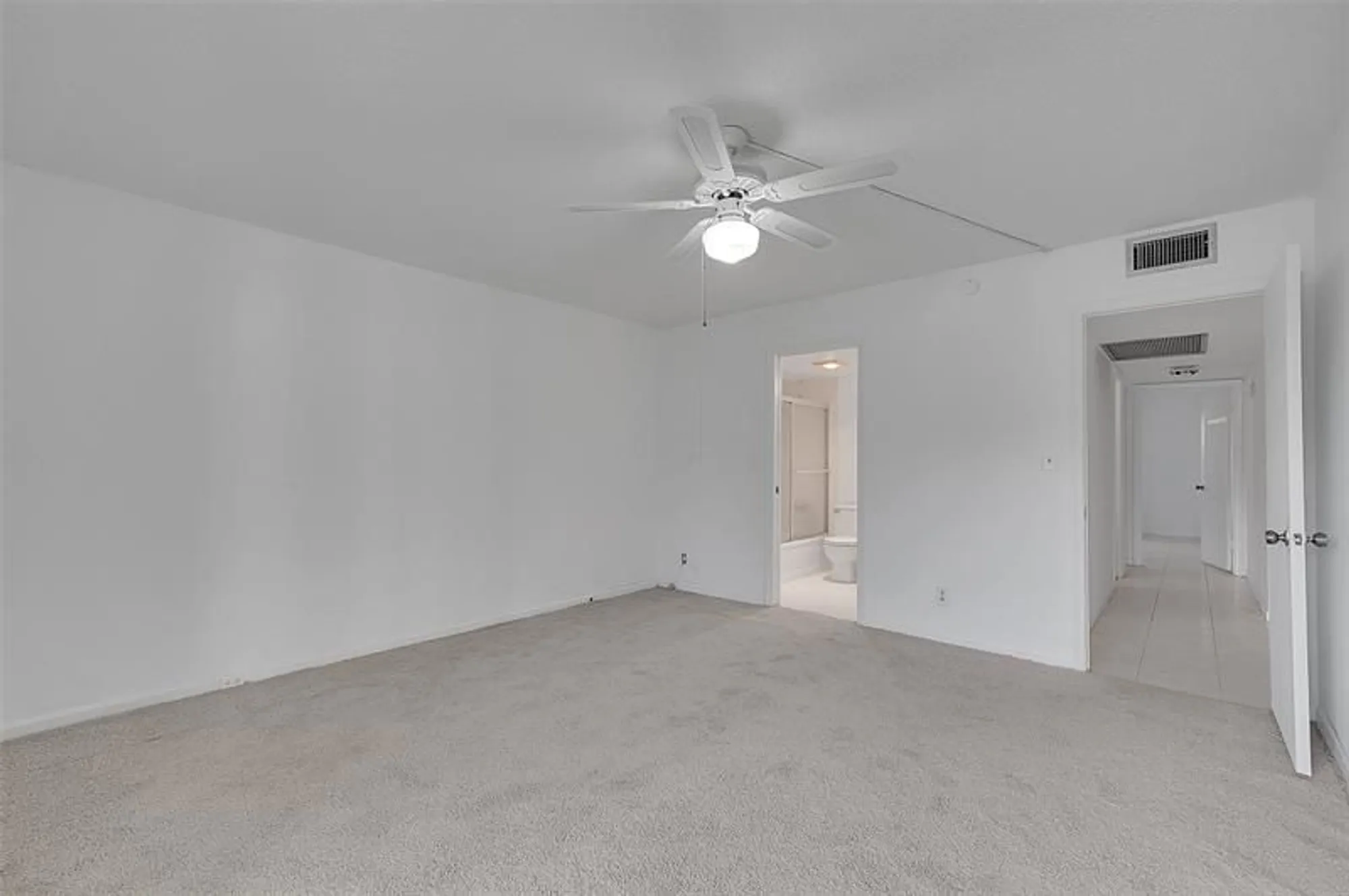 Property Slideshow image 20 of 32 | 2504 antigua ter h2, Coconut Creek, FL, 33066