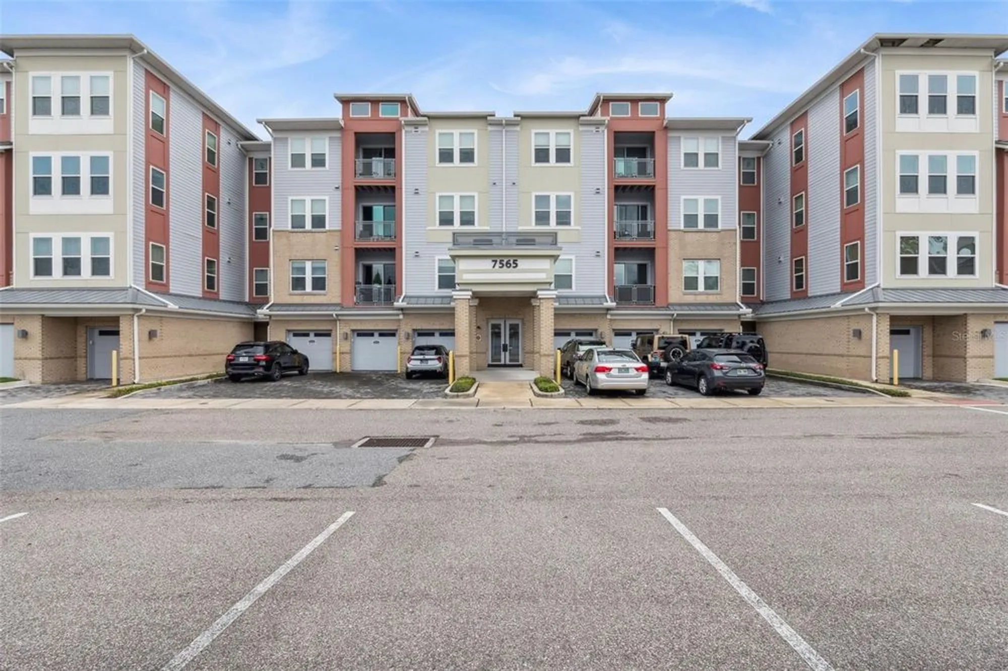 Property Slideshow image 9 of 58 | 7565 laureate blvd unit 3304, Orlando, FL, 32827