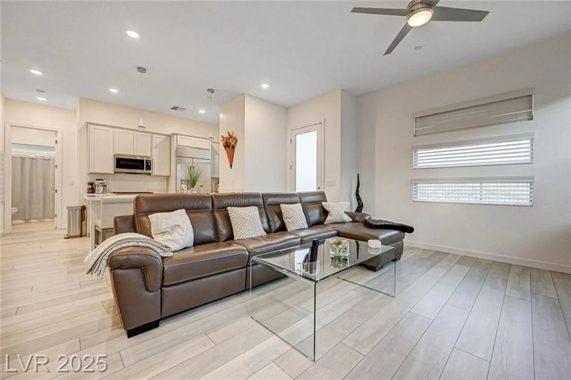 Property Slideshow image 12 of 67 | 912 allister fields ln, Las Vegas, NV, 89138