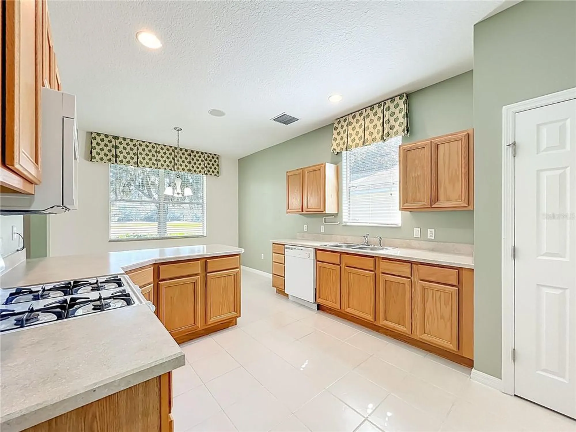 Property Slideshow image 25 of 53 | 3507 arlington ridge blvd, Leesburg, FL, 34748