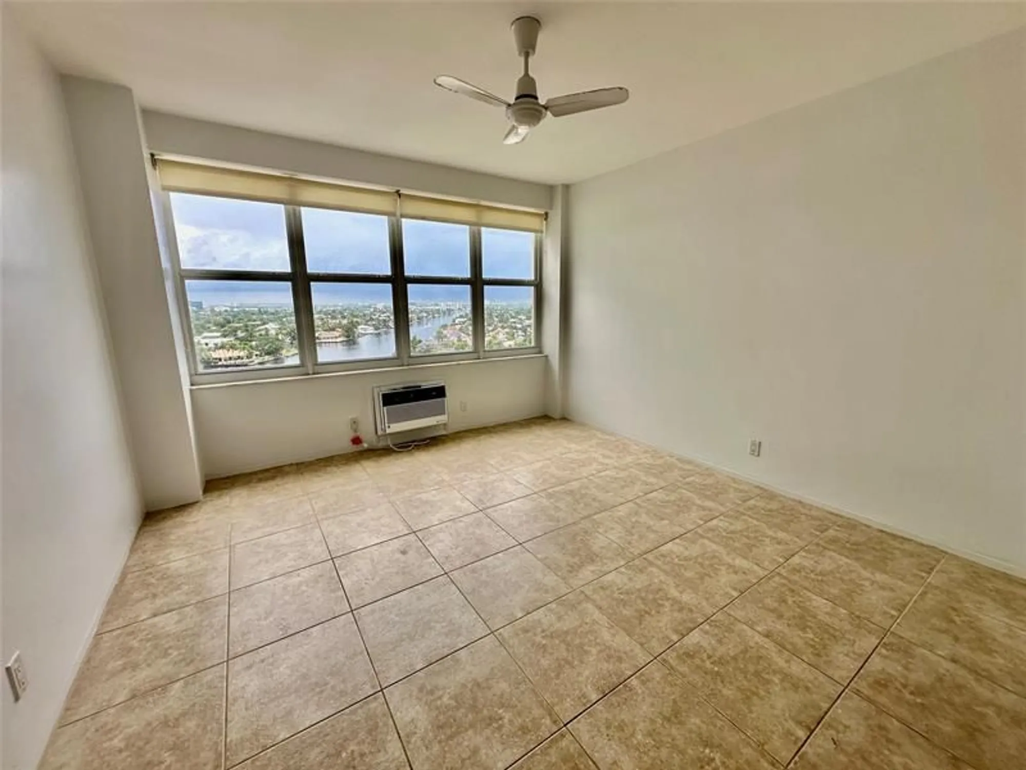 Property Slideshow image 25 of 45 | 3200 ne 36th st apt 1412a, Fort Lauderdale, FL, 33308