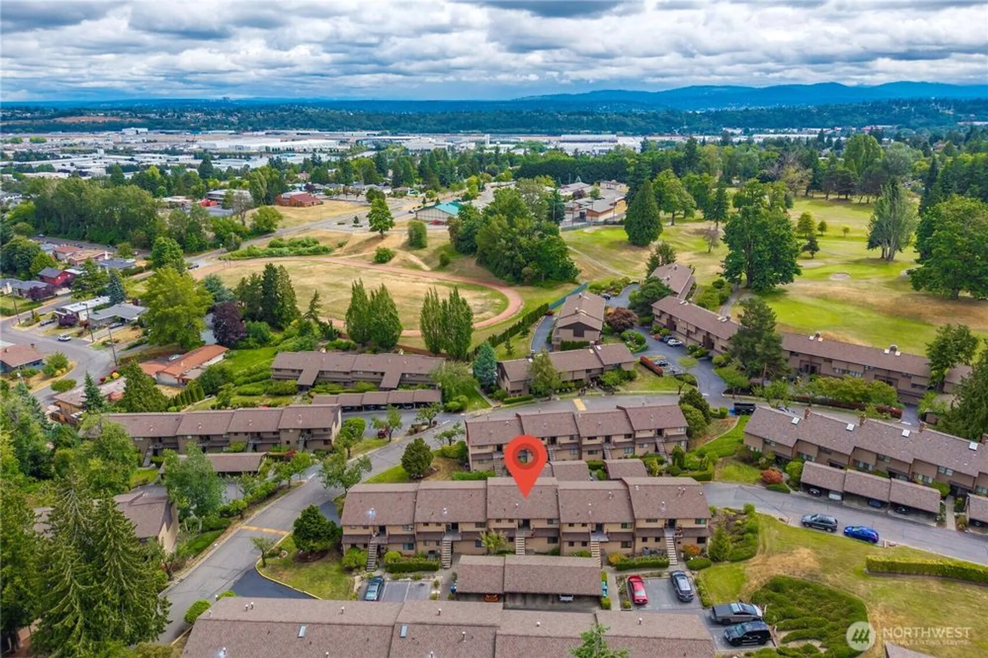 Property Slideshow image 29 of 35 | 10637 glen acres dr s # 10637, Seattle, WA, 98168