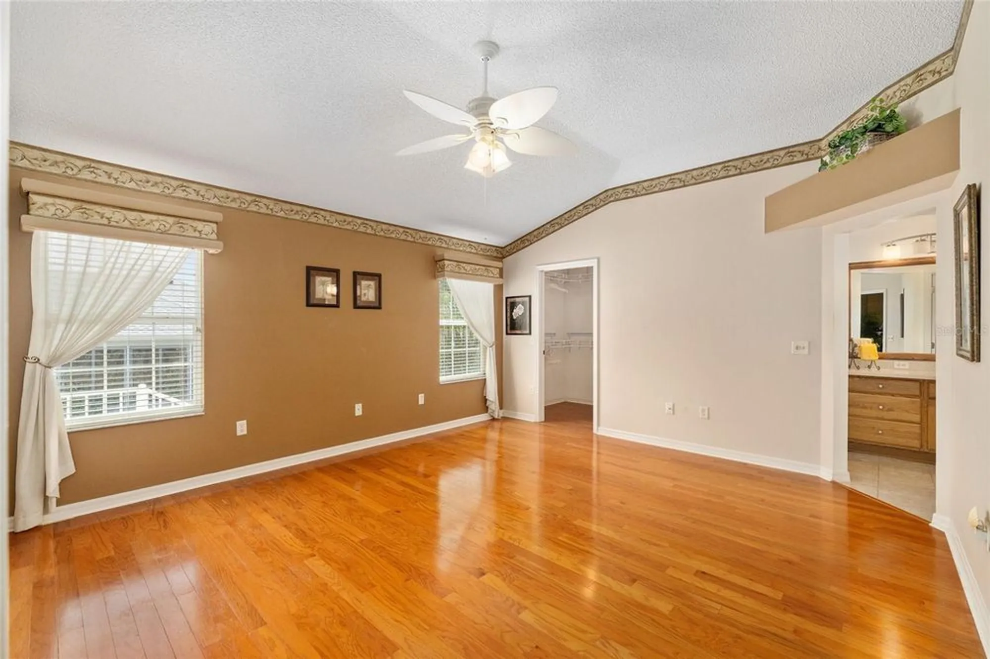 Property Slideshow image 22 of 59 | 9231 se 171st cooper loop, The Villages, FL, 32162