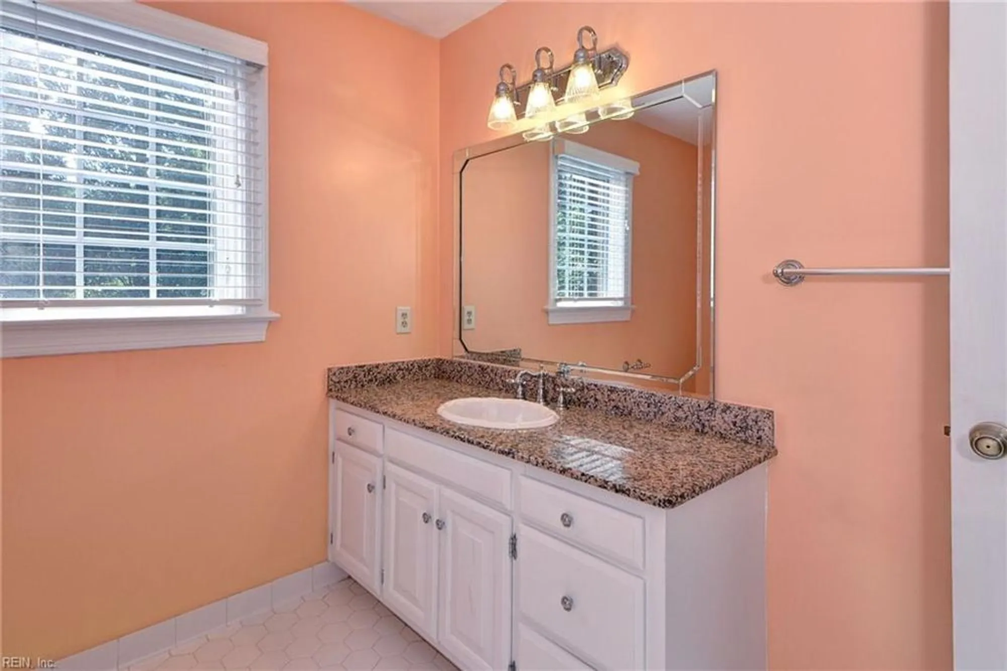 Property Slideshow image 24 of 49 | 207 william barksdale, Williamsburg, VA, 23185