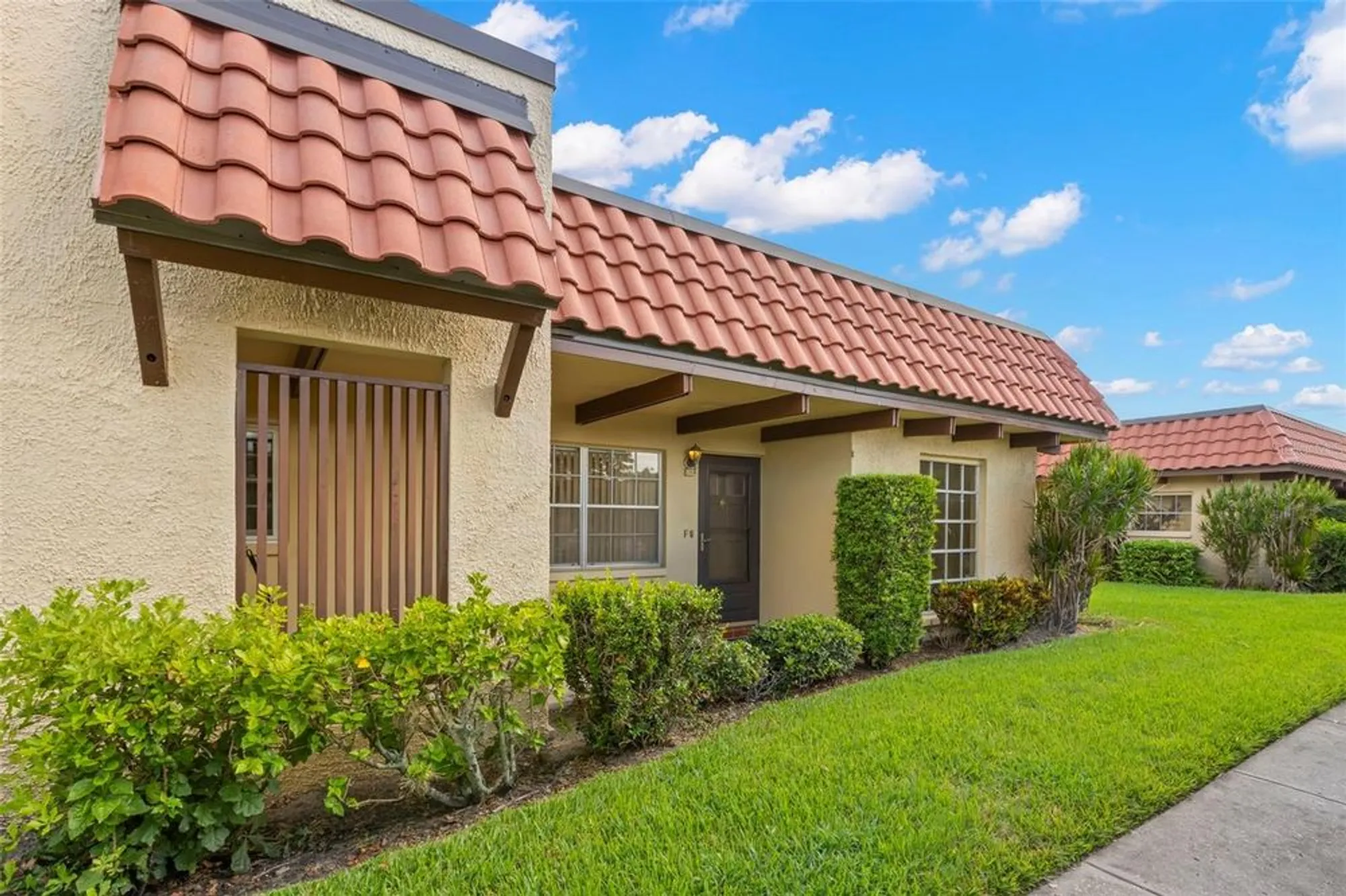Property Slideshow image 4 of 39 | 1701 pinehurst rd 10f, Dunedin, FL, 34698